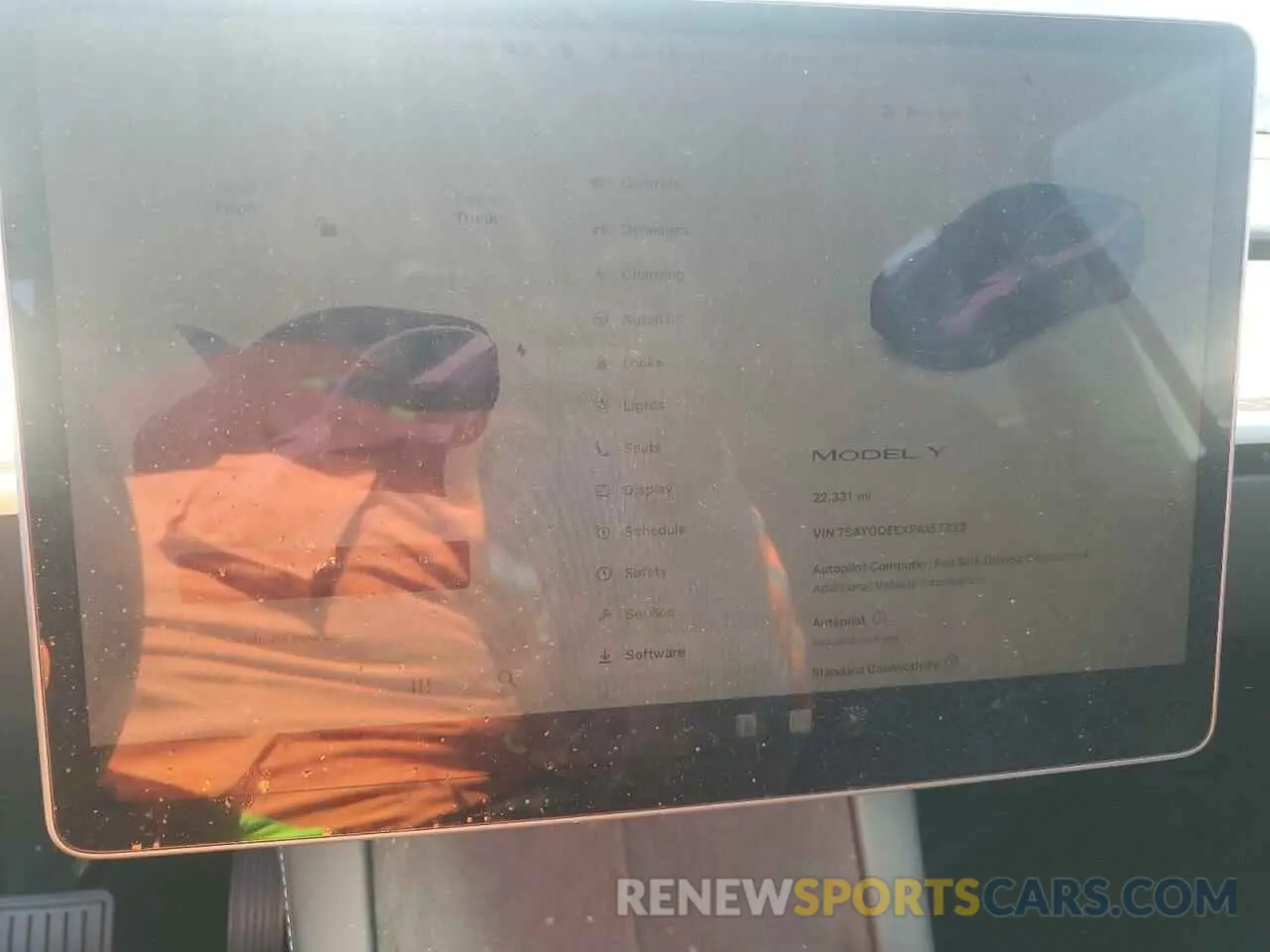 9 Photograph of a damaged car 7SAYGDEEXPA157332 TESLA MODEL Y 2023