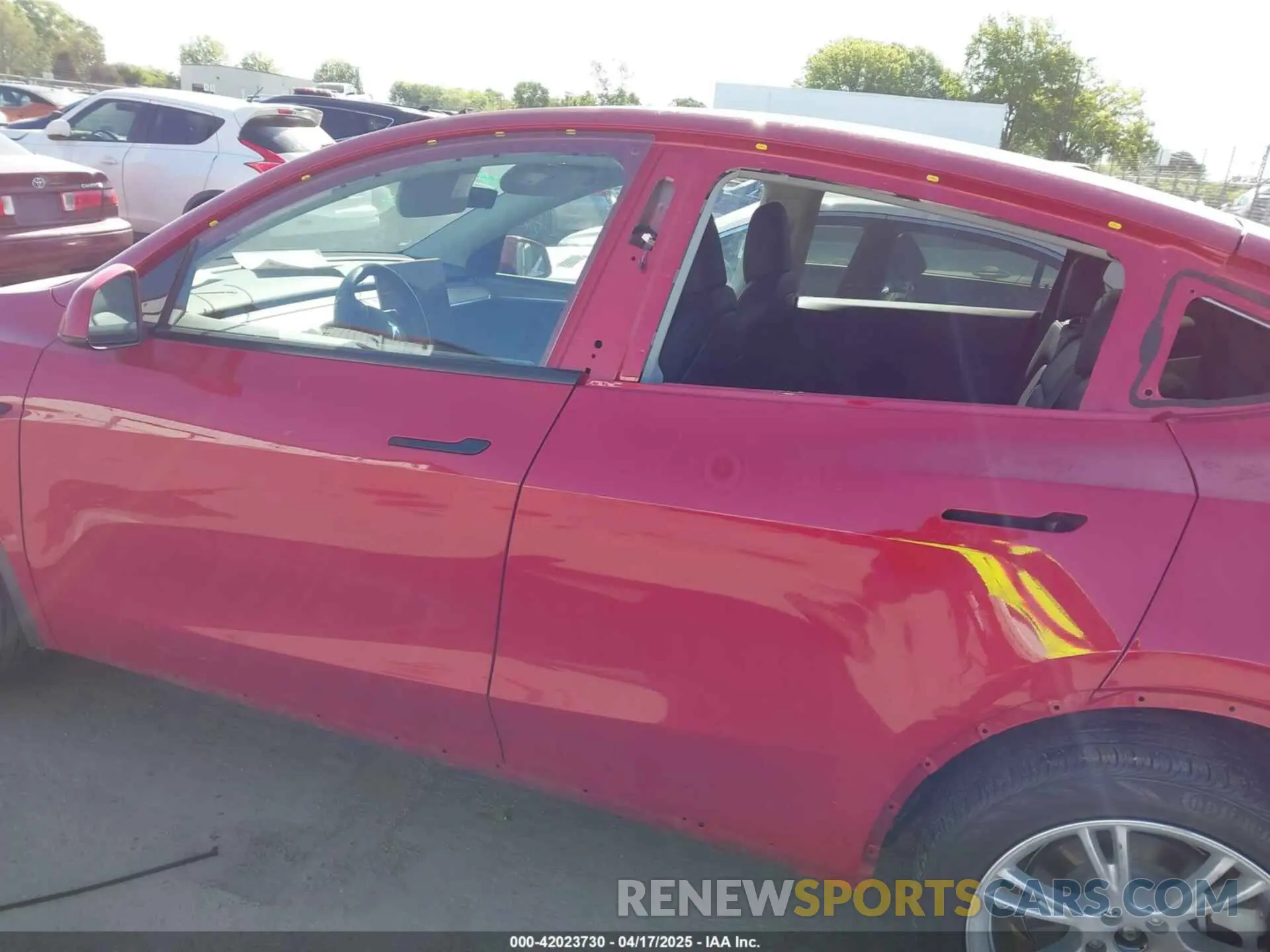 14 Фотография поврежденного автомобиля 7SAYGDEEXPA182702 TESLA MODEL Y 2023