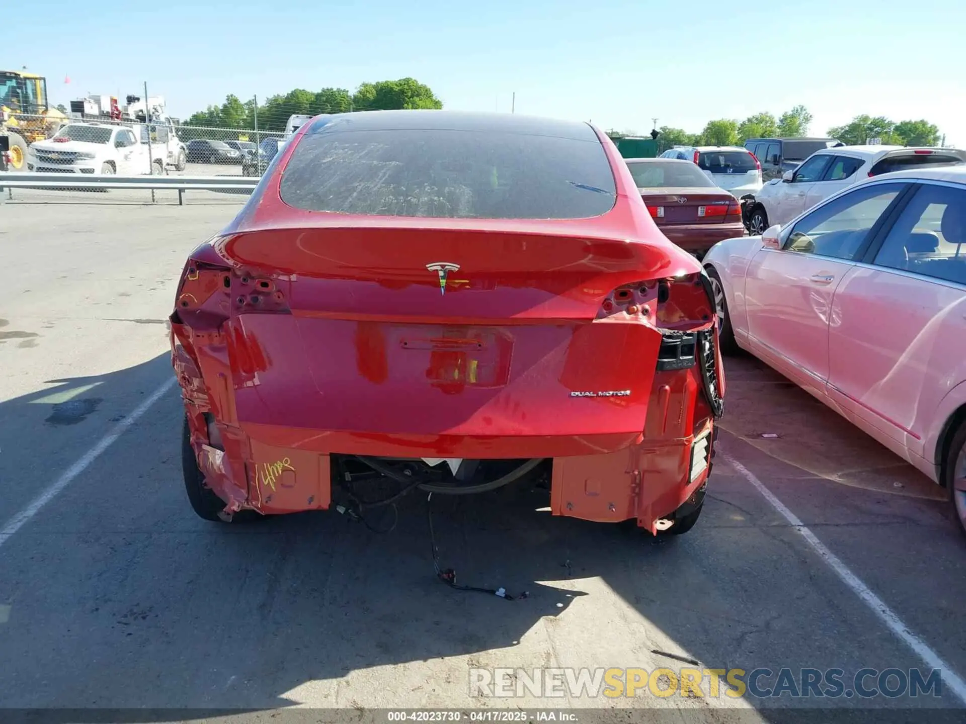 16 Фотография поврежденного автомобиля 7SAYGDEEXPA182702 TESLA MODEL Y 2023