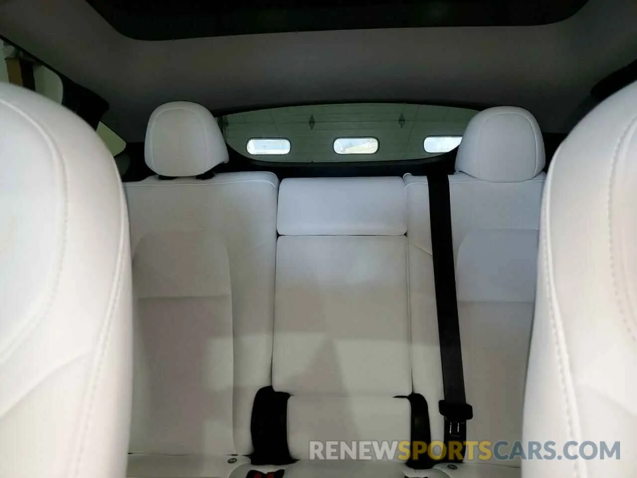 10 Photograph of a damaged car 7SAYGDEEXPA209025 TESLA MODEL Y 2023