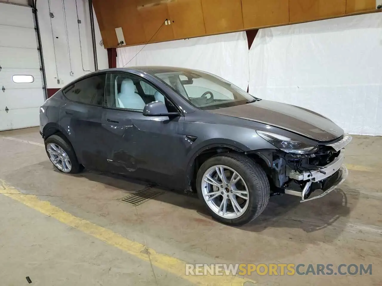 4 Photograph of a damaged car 7SAYGDEEXPA209025 TESLA MODEL Y 2023