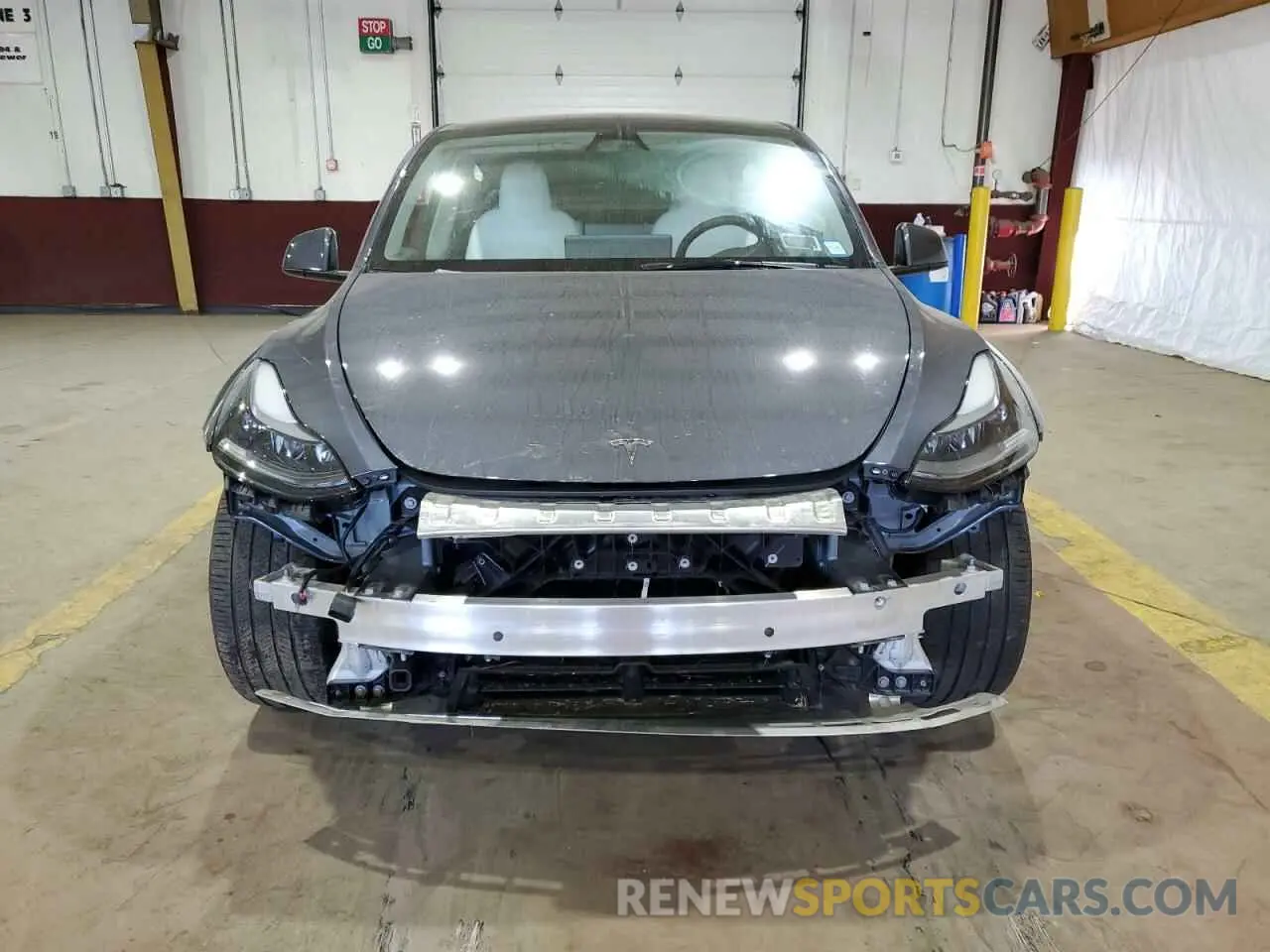 5 Photograph of a damaged car 7SAYGDEEXPA209025 TESLA MODEL Y 2023
