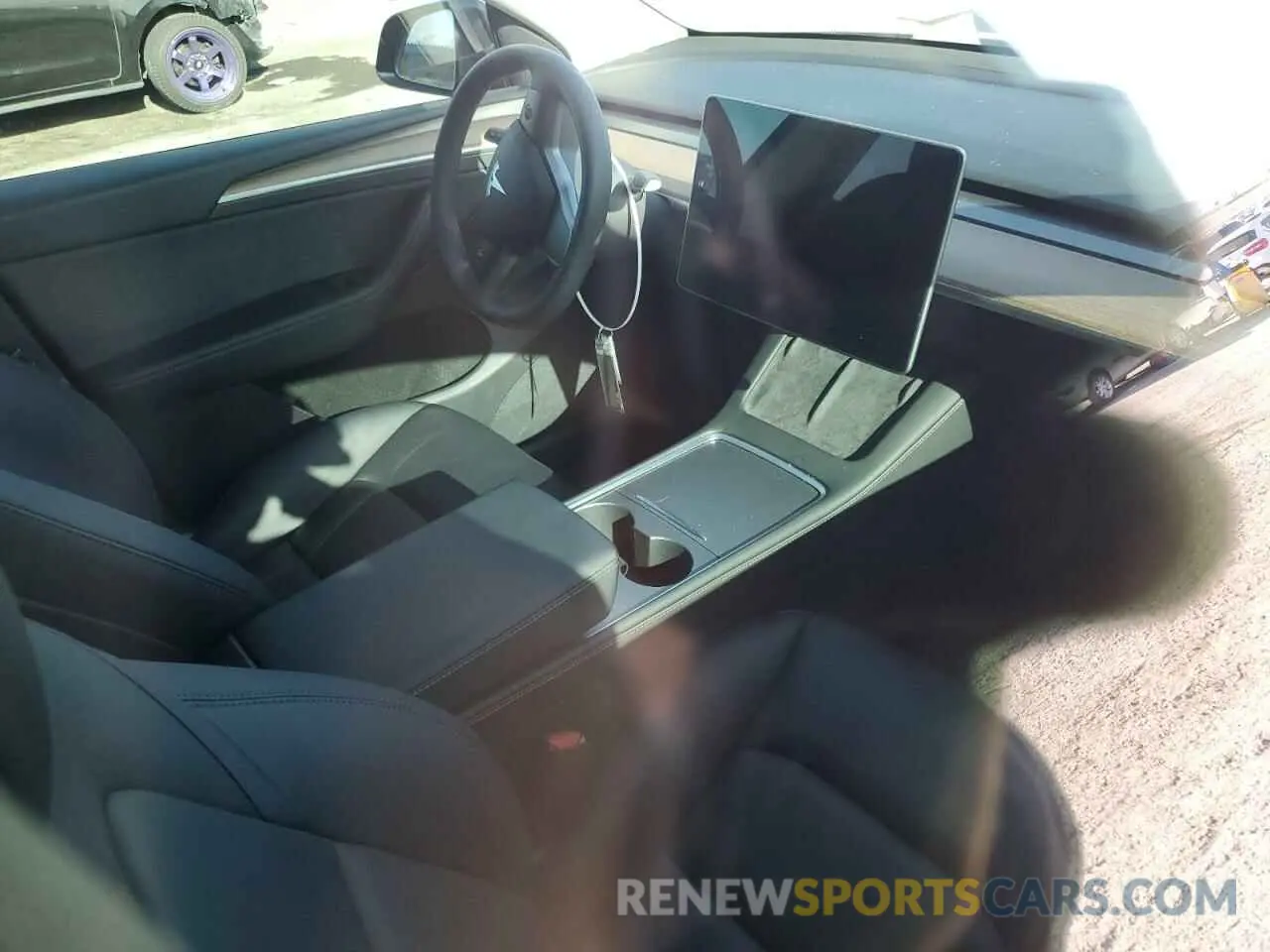 8 Photograph of a damaged car 7SAYGDEEXPF609525 TESLA MODEL Y 2023