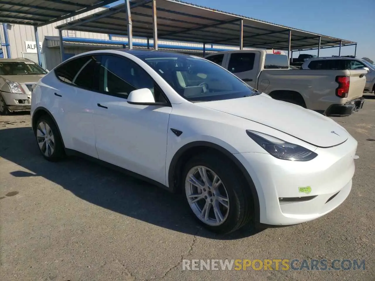 4 Photograph of a damaged car 7SAYGDEEXPF639785 TESLA MODEL Y 2023