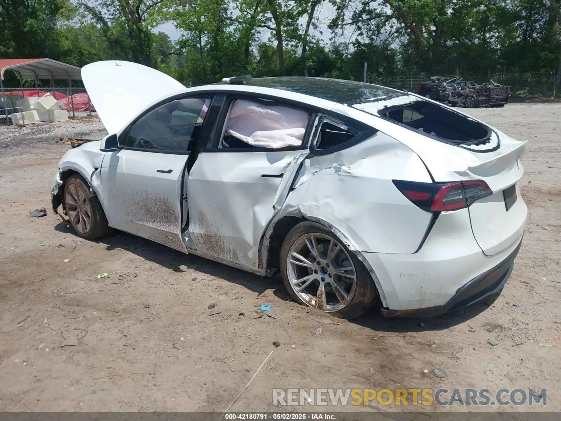 3 Photograph of a damaged car 7SAYGDEEXPF662919 TESLA MODEL Y 2023