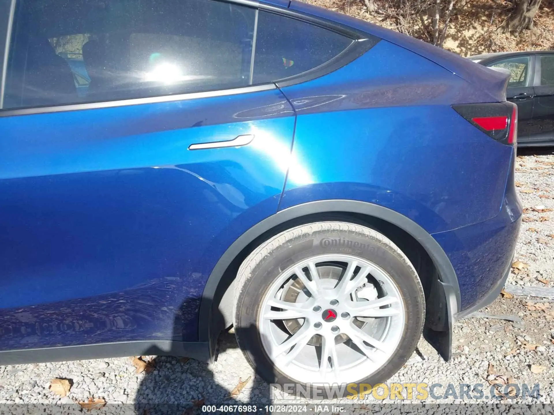 23 Photograph of a damaged car 7SAYGDEEXPF671507 TESLA MODEL Y 2023