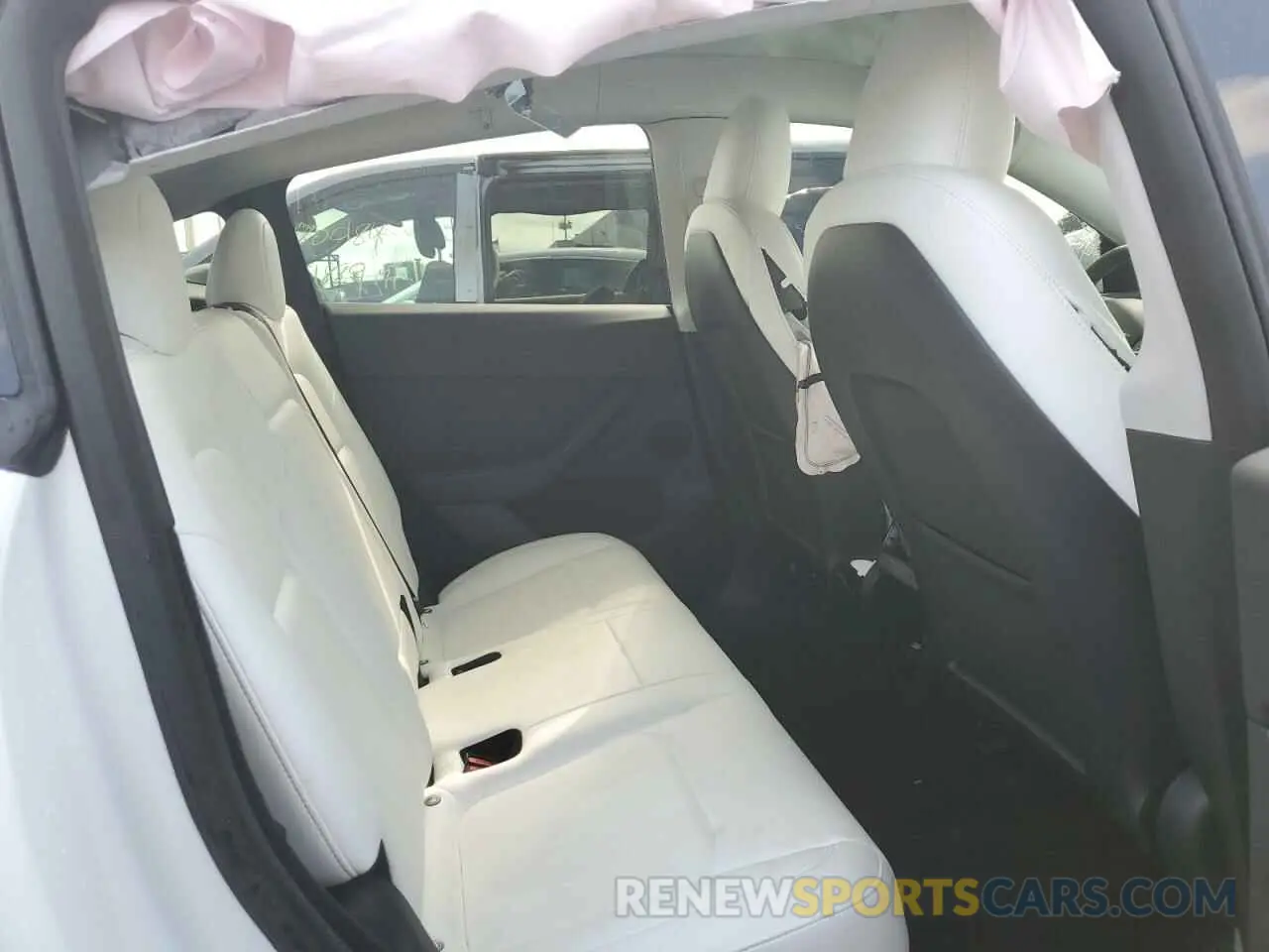 10 Photograph of a damaged car 7SAYGDEEXPF749638 TESLA MODEL Y 2023