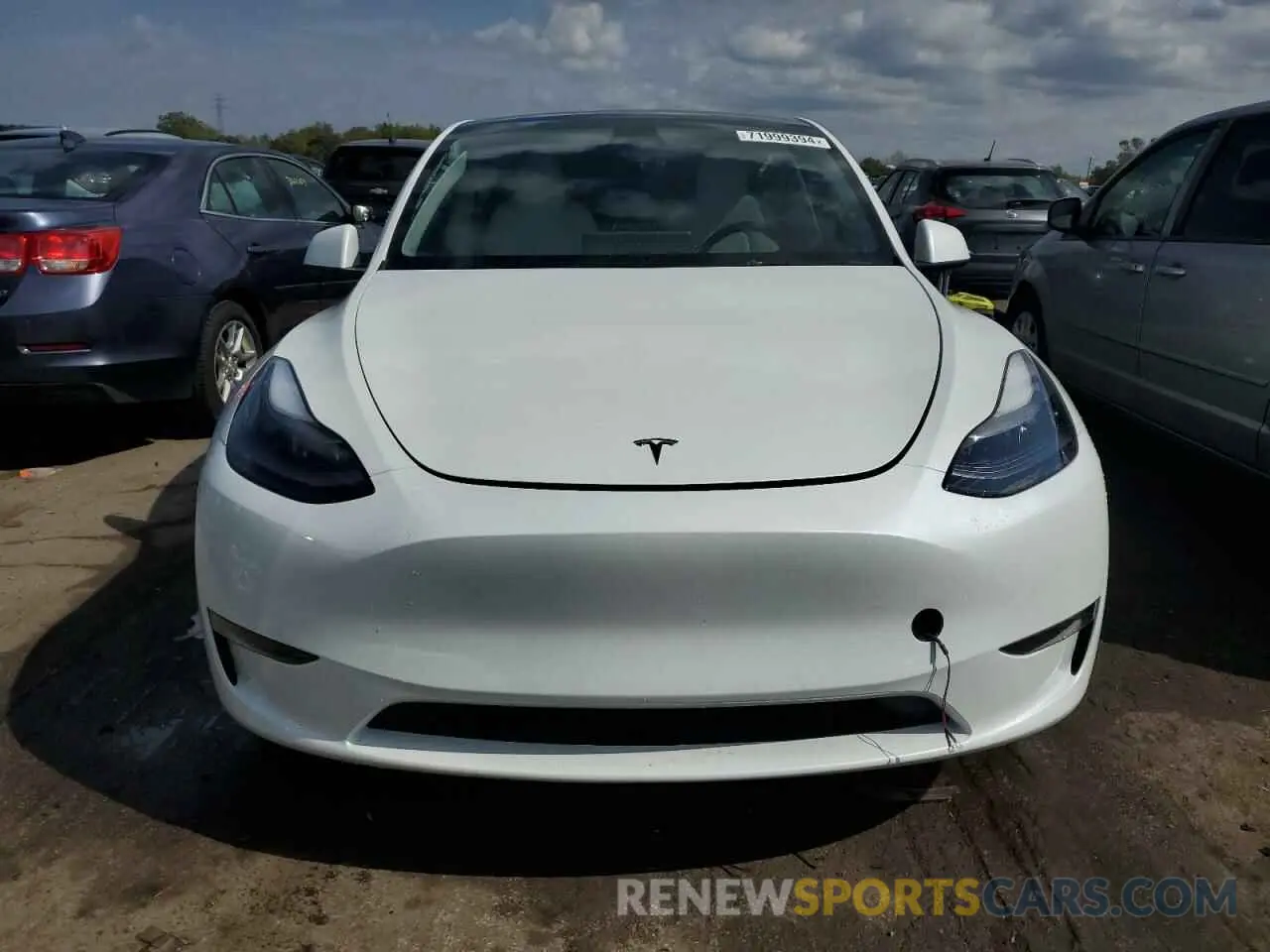 5 Photograph of a damaged car 7SAYGDEEXPF749638 TESLA MODEL Y 2023