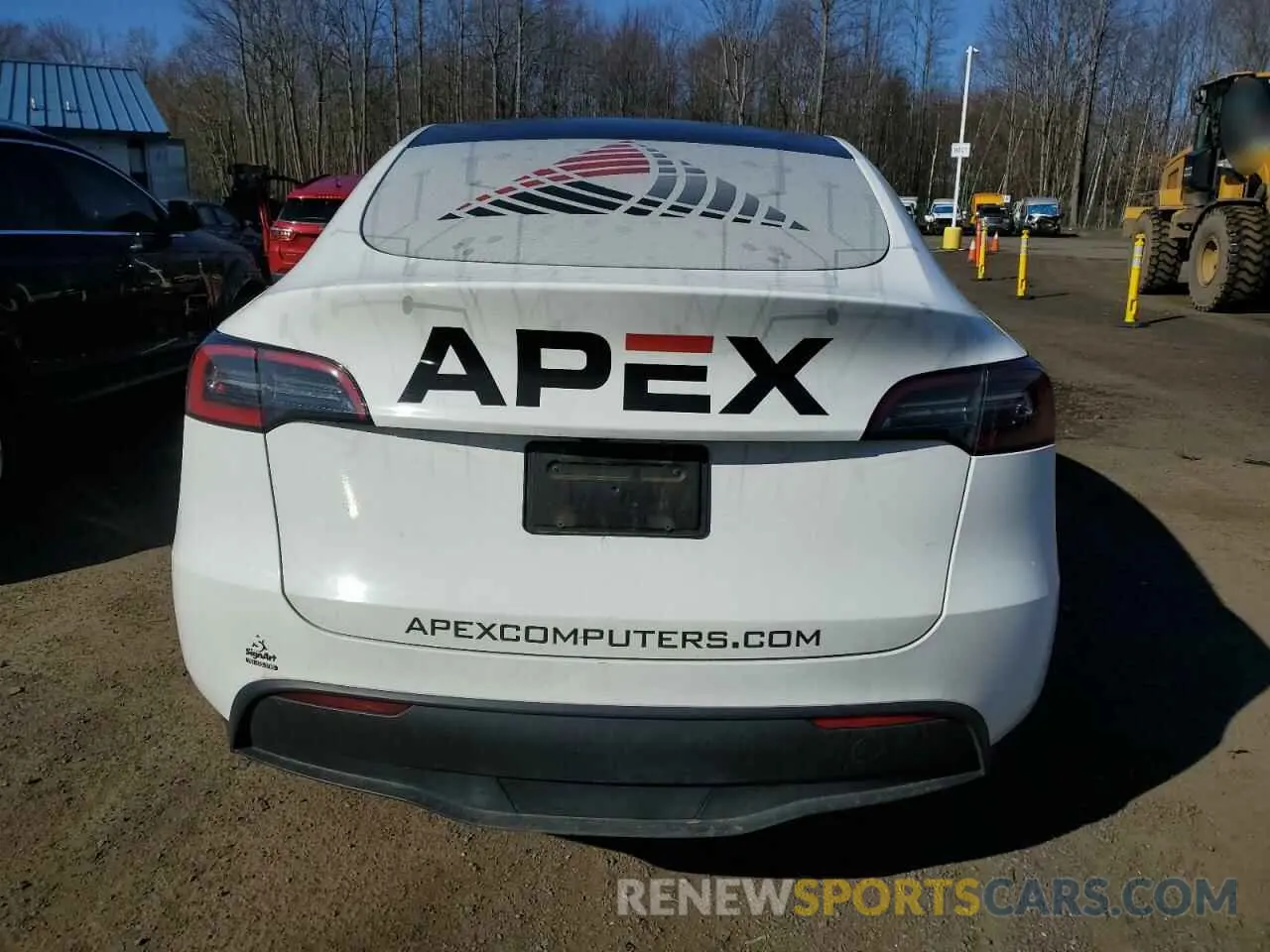 6 Photograph of a damaged car 7SAYGDEEXPF805061 TESLA MODEL Y 2023