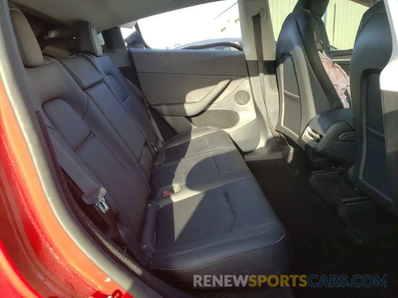 10 Photograph of a damaged car 7SAYGDEEXPF812480 TESLA MODEL Y 2023
