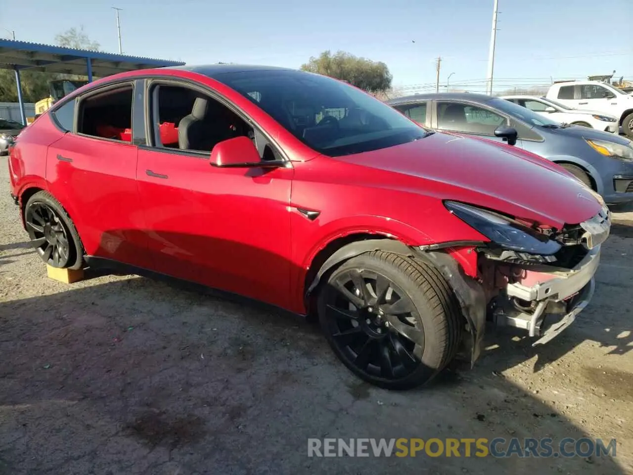 4 Photograph of a damaged car 7SAYGDEEXPF812480 TESLA MODEL Y 2023