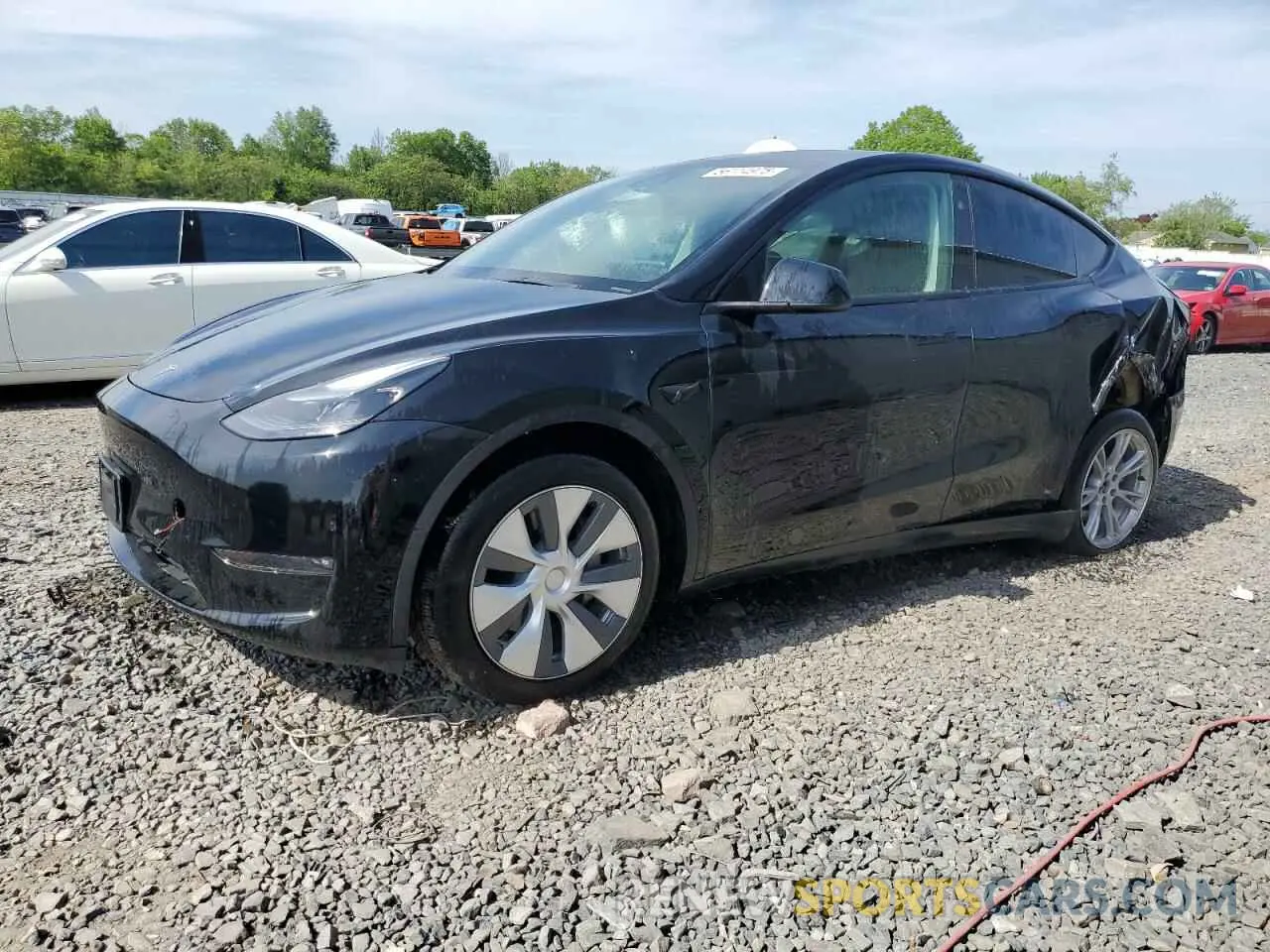 1 Photograph of a damaged car 7SAYGDEEXPF827903 TESLA MODEL Y 2023