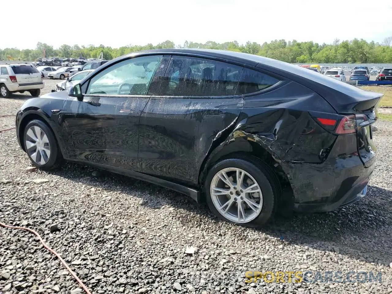 2 Photograph of a damaged car 7SAYGDEEXPF827903 TESLA MODEL Y 2023