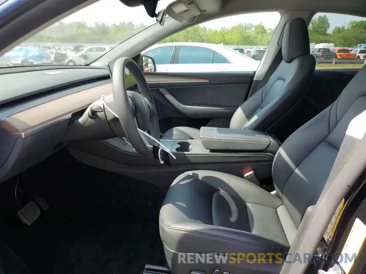 7 Photograph of a damaged car 7SAYGDEEXPF827903 TESLA MODEL Y 2023
