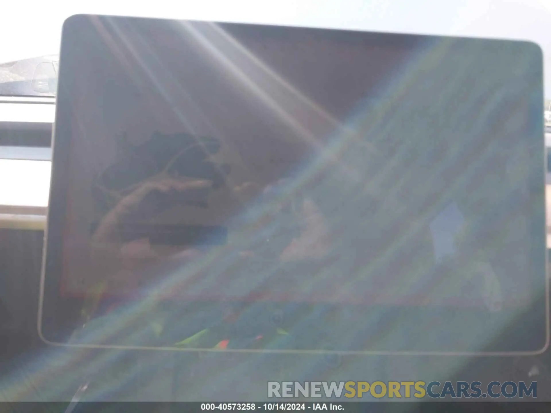 17 Photograph of a damaged car 7SAYGDEEXPF838111 TESLA MODEL Y 2023