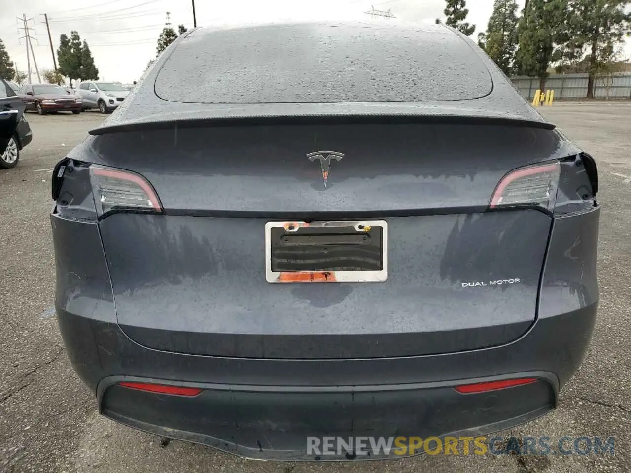 6 Фотография поврежденного автомобиля 7SAYGDEEXPF852736 TESLA MODEL Y 2023