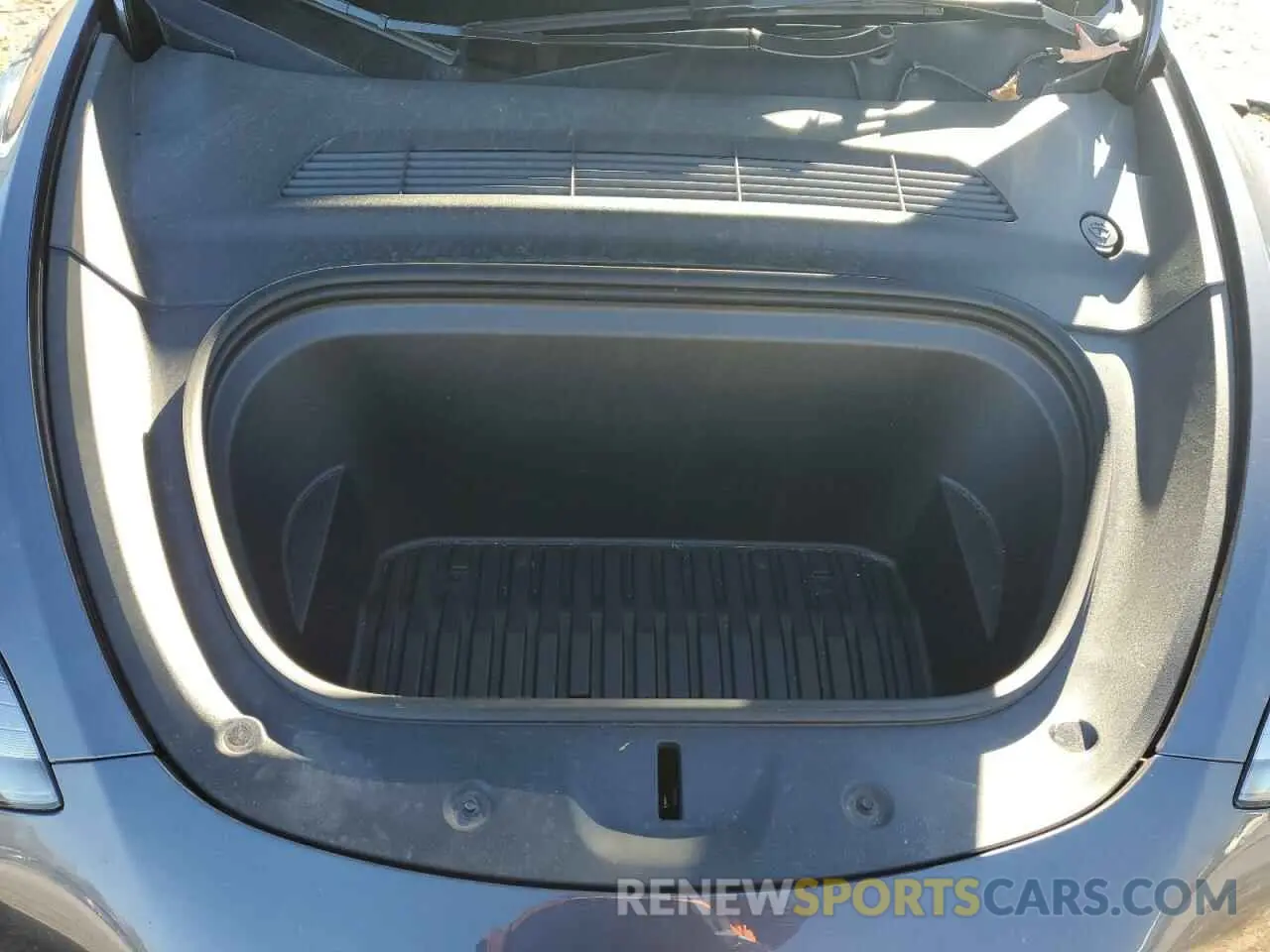 11 Photograph of a damaged car 7SAYGDEEXPF854017 TESLA MODEL Y 2023