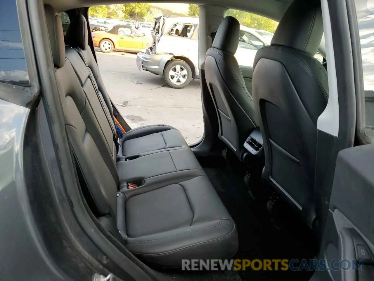 11 Photograph of a damaged car 7SAYGDEEXPF908951 TESLA MODEL Y 2023