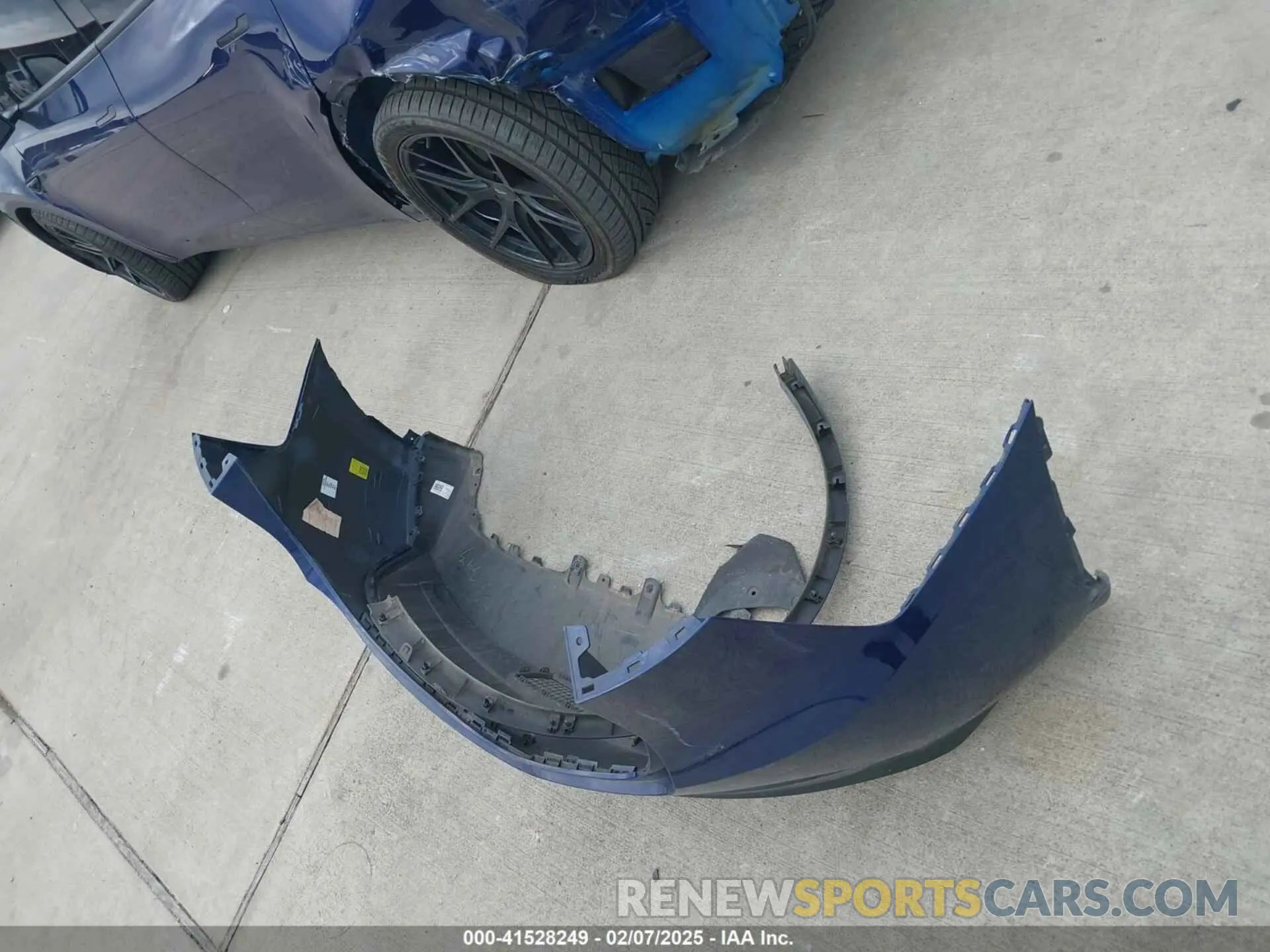 12 Photograph of a damaged car 7SAYGDEF0PF697106 TESLA MODEL Y 2023