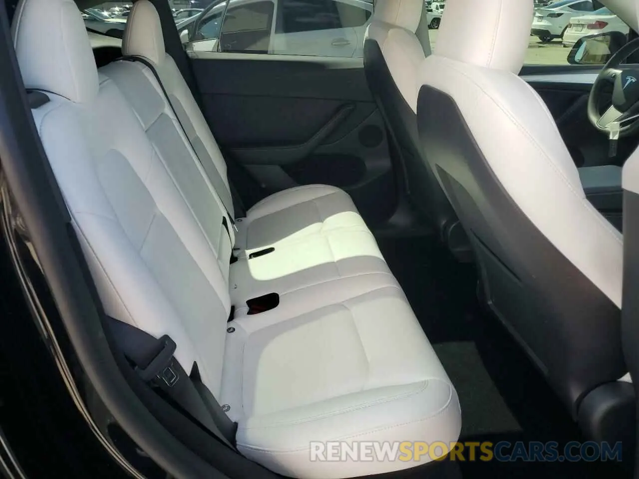 11 Photograph of a damaged car 7SAYGDEF0PF739418 TESLA MODEL Y 2023