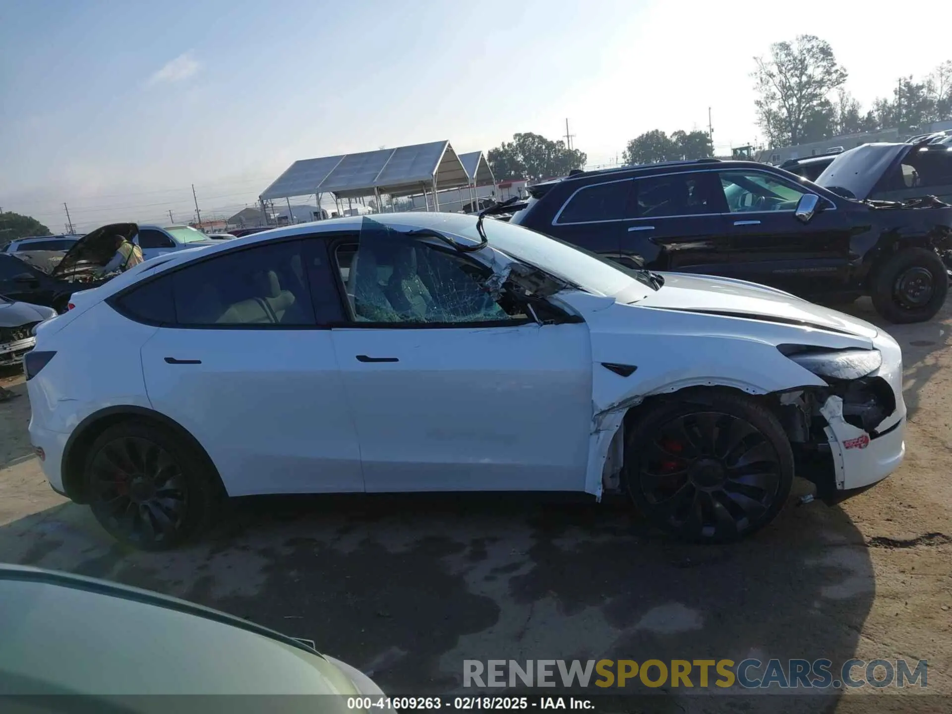 14 Фотография поврежденного автомобиля 7SAYGDEF0PF839468 TESLA MODEL Y 2023