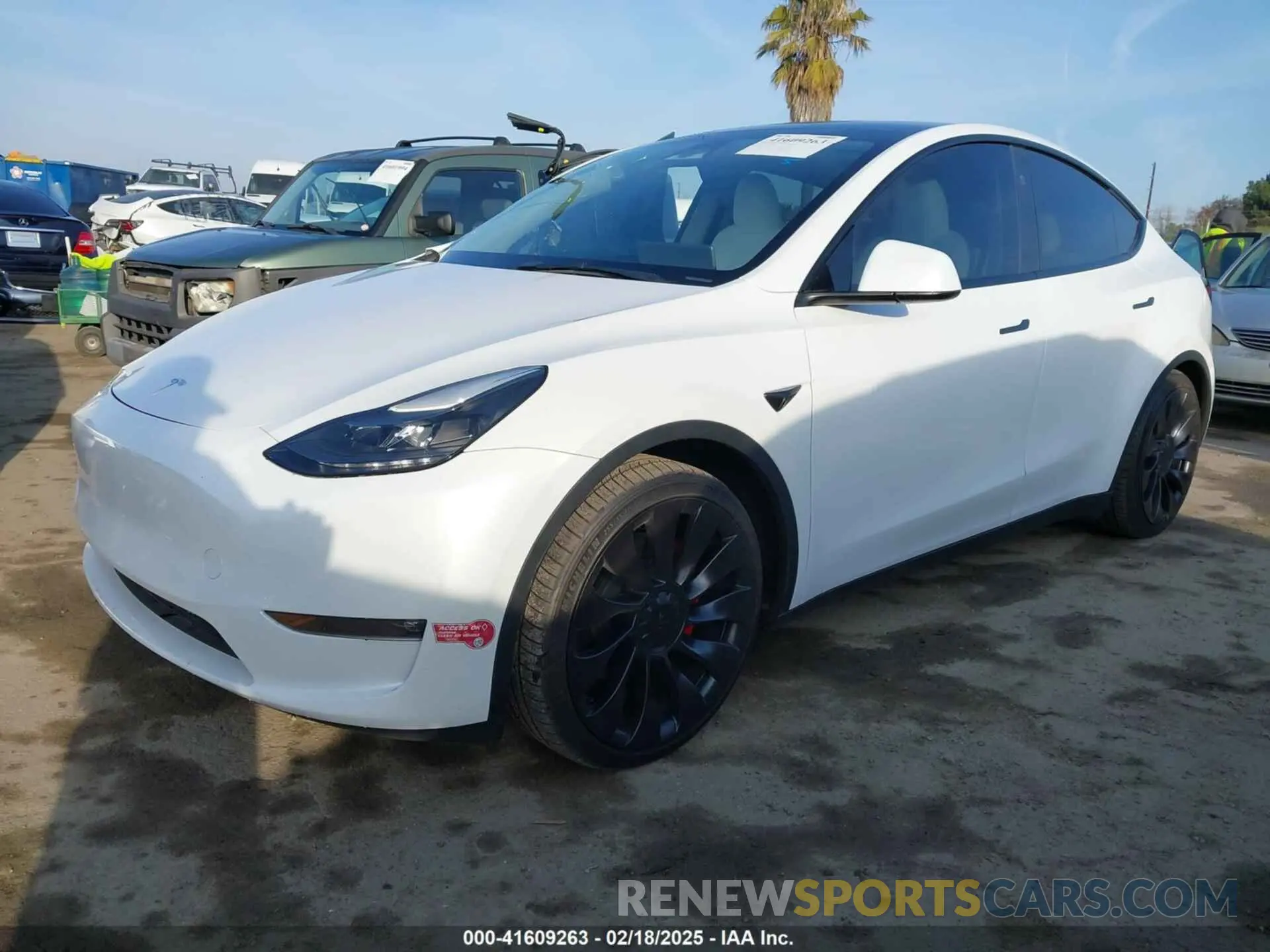 2 Фотография поврежденного автомобиля 7SAYGDEF0PF839468 TESLA MODEL Y 2023