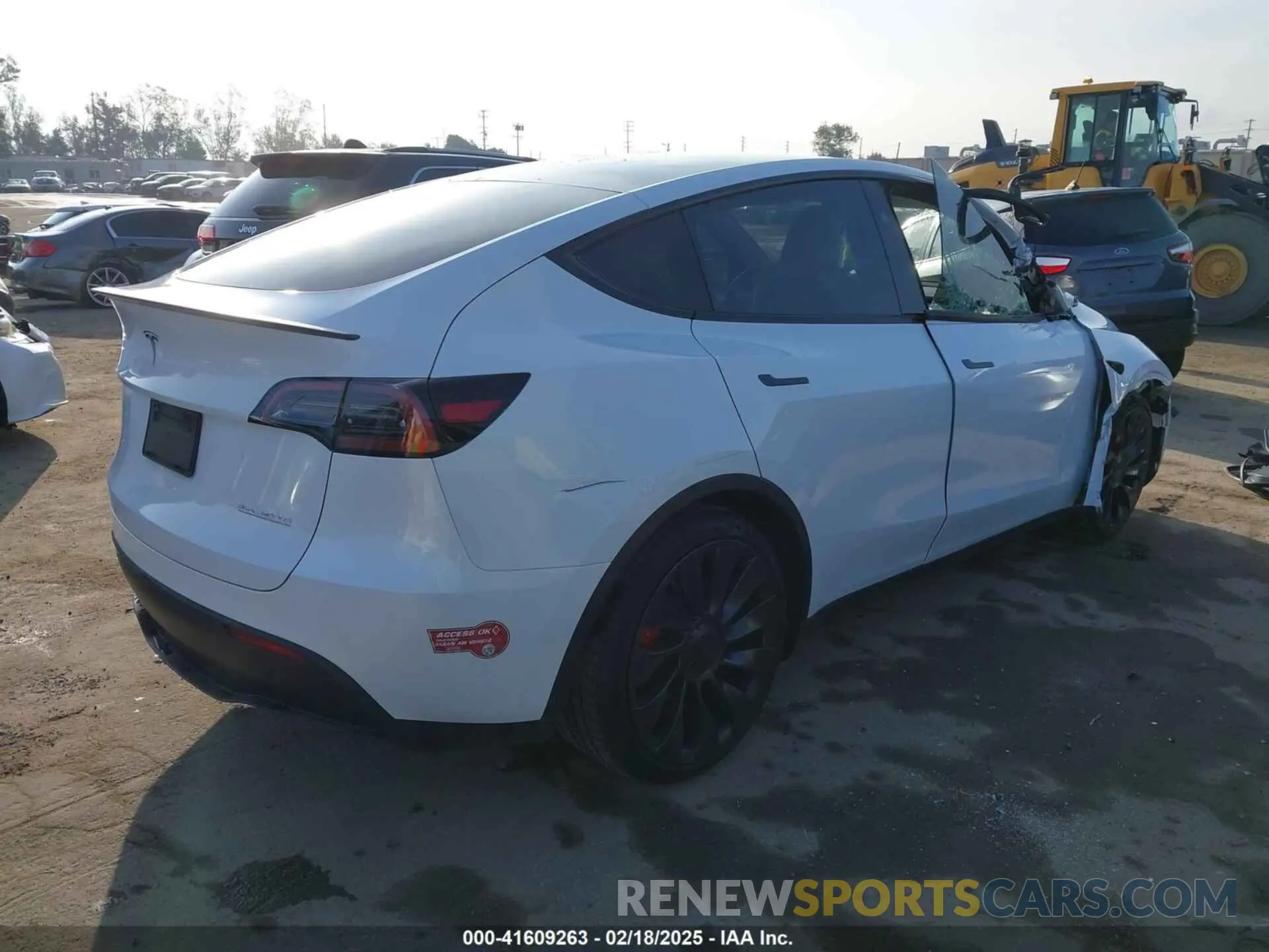 4 Фотография поврежденного автомобиля 7SAYGDEF0PF839468 TESLA MODEL Y 2023