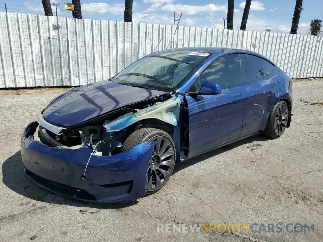1 Photograph of a damaged car 7SAYGDEF0PF894132 TESLA MODEL Y 2023