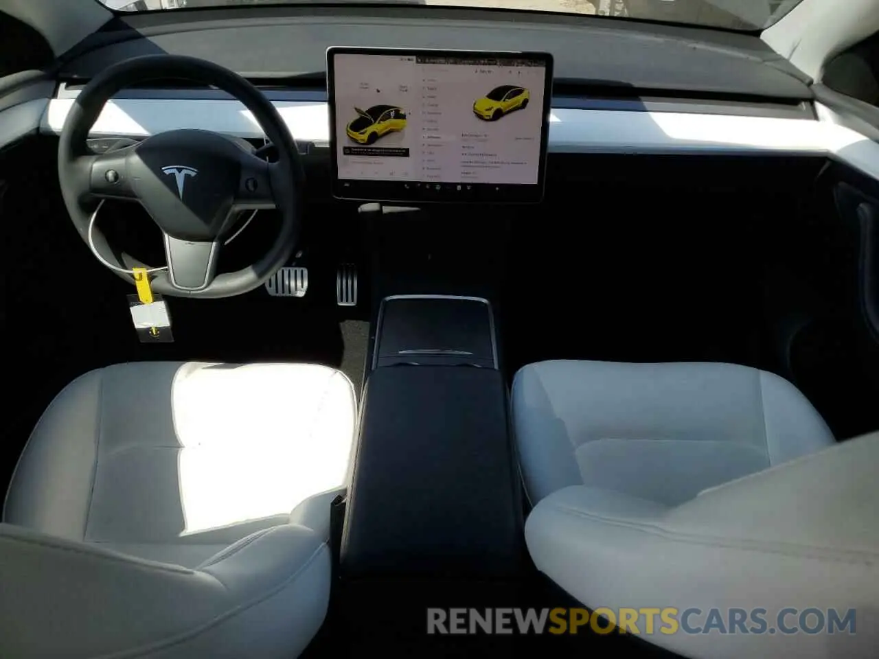 8 Photograph of a damaged car 7SAYGDEF0PF915030 TESLA MODEL Y 2023