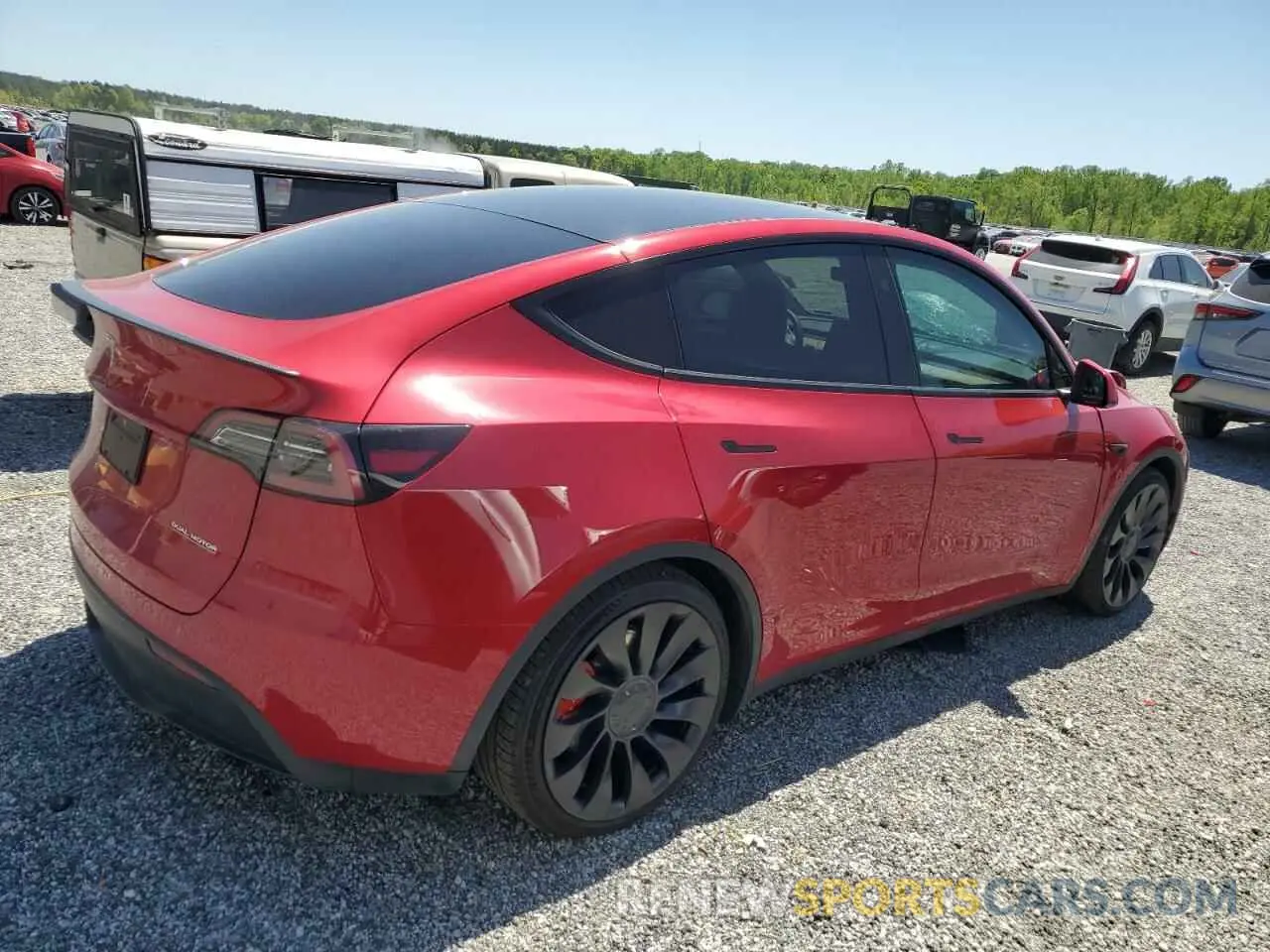 3 Photograph of a damaged car 7SAYGDEF0PF957021 TESLA MODEL Y 2023