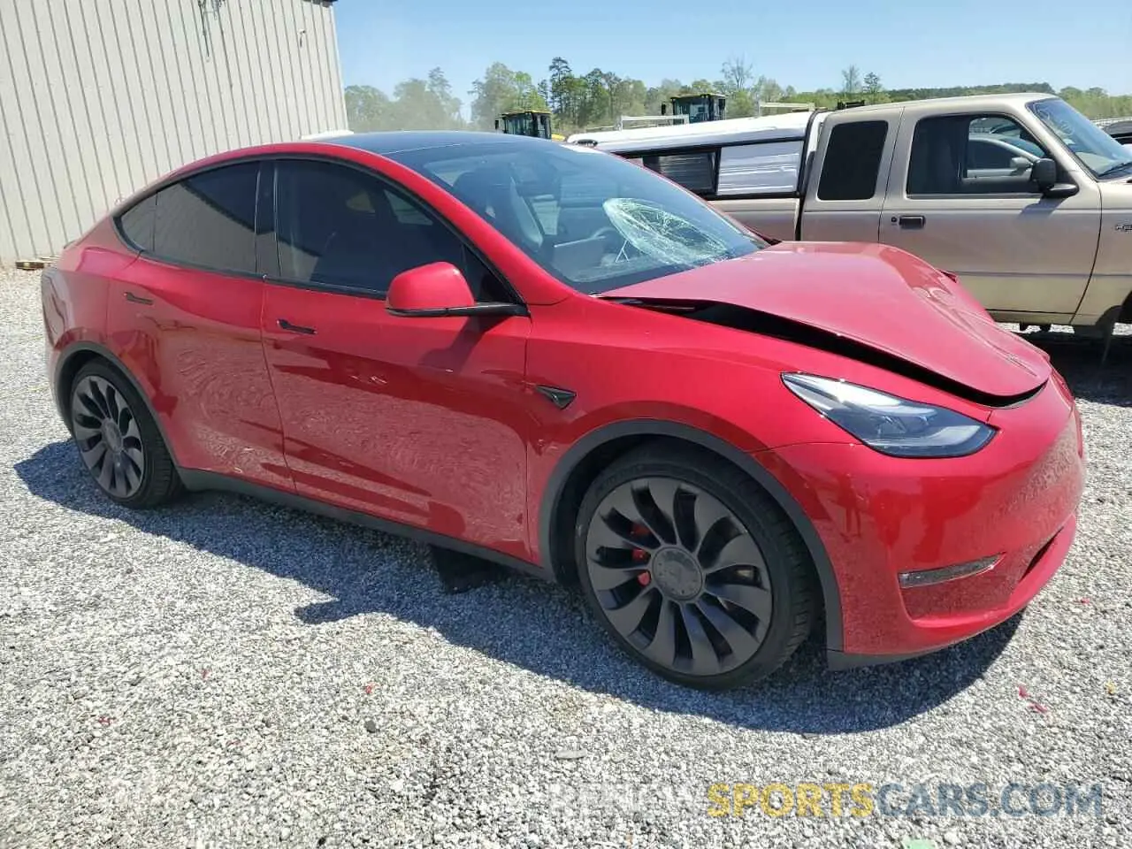 4 Photograph of a damaged car 7SAYGDEF0PF957021 TESLA MODEL Y 2023