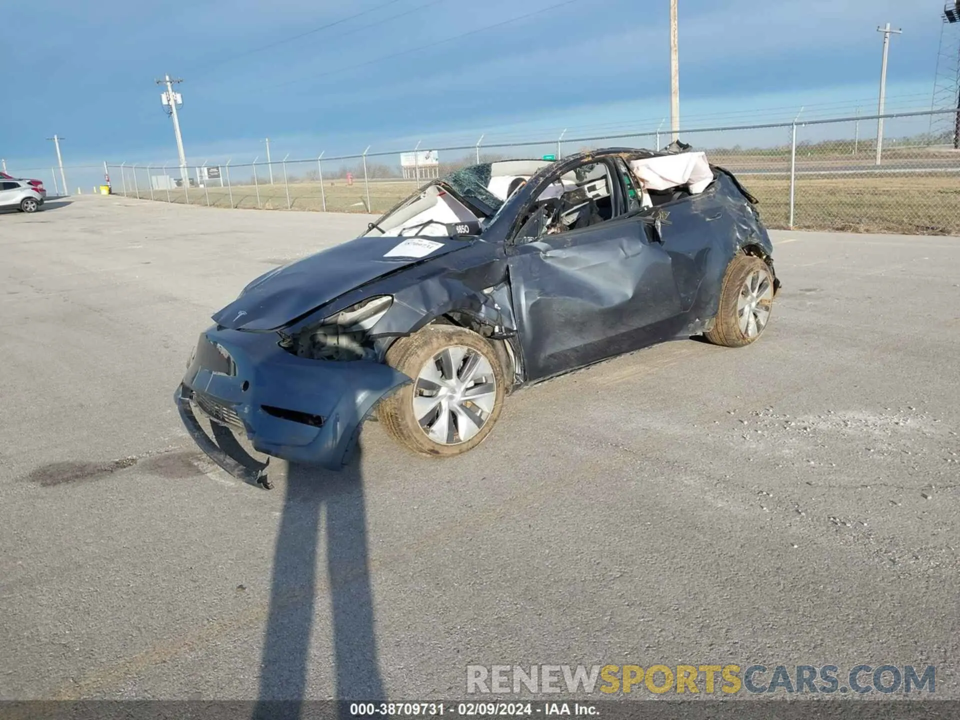 2 Фотография поврежденного автомобиля 7SAYGDEF1PA048850 TESLA MODEL Y 2023