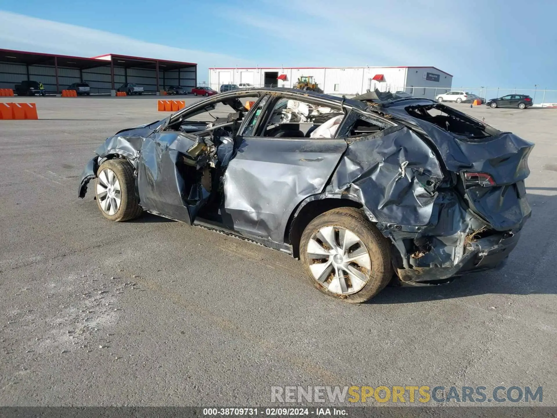 3 Фотография поврежденного автомобиля 7SAYGDEF1PA048850 TESLA MODEL Y 2023