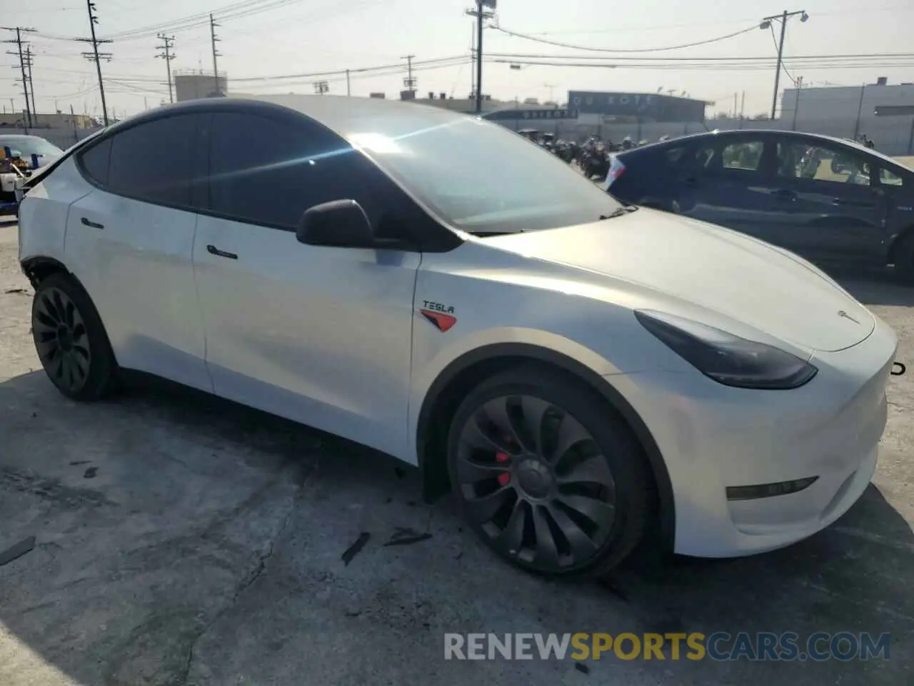 4 Photograph of a damaged car 7SAYGDEF1PF772217 TESLA MODEL Y 2023