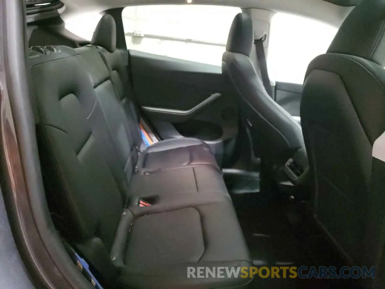 11 Photograph of a damaged car 7SAYGDEF1PF802283 TESLA MODEL Y 2023