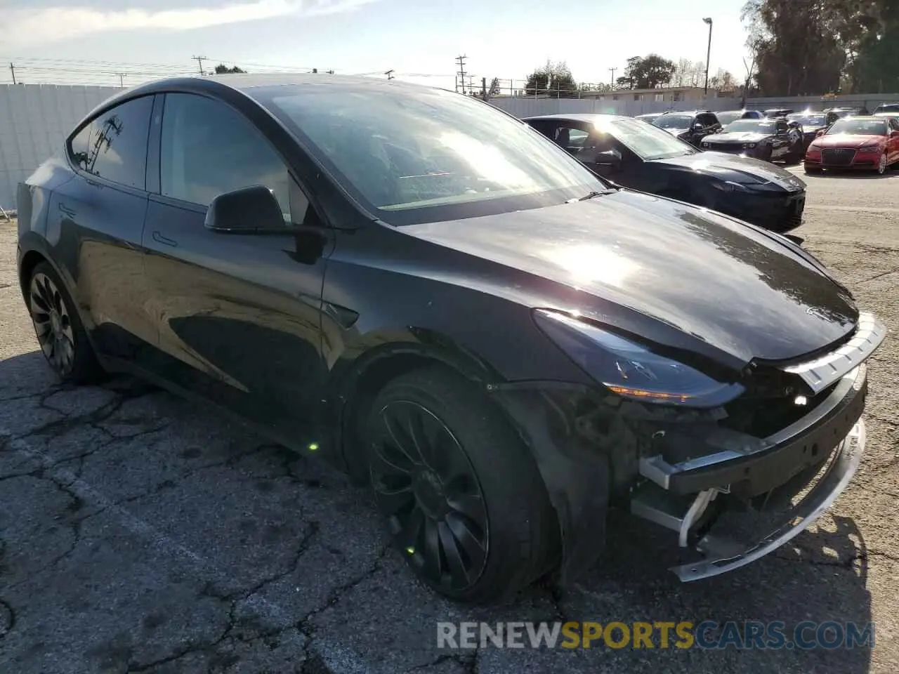 4 Photograph of a damaged car 7SAYGDEF1PF824509 TESLA MODEL Y 2023
