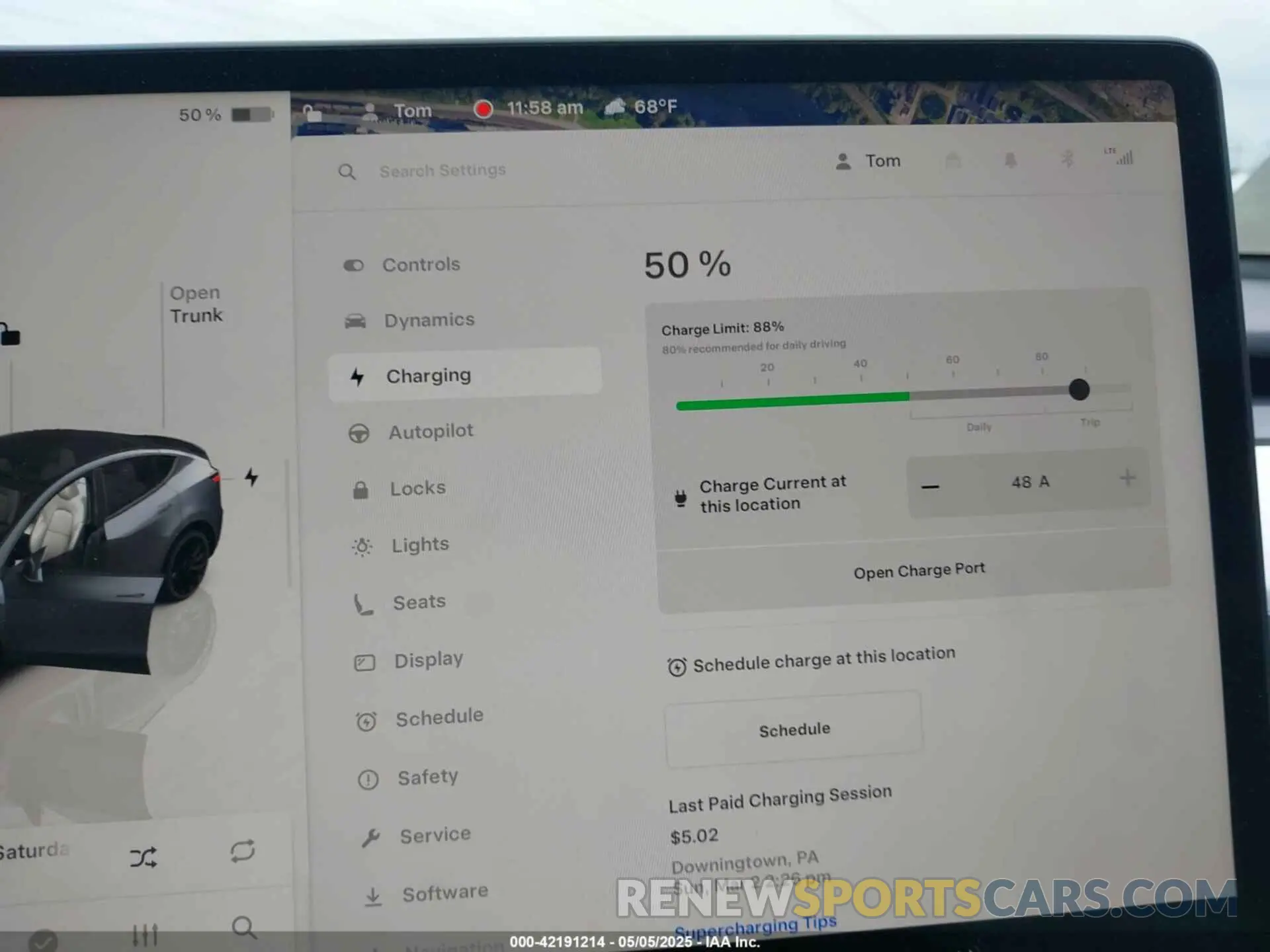 18 Photograph of a damaged car 7SAYGDEF1PF838247 TESLA MODEL Y 2023