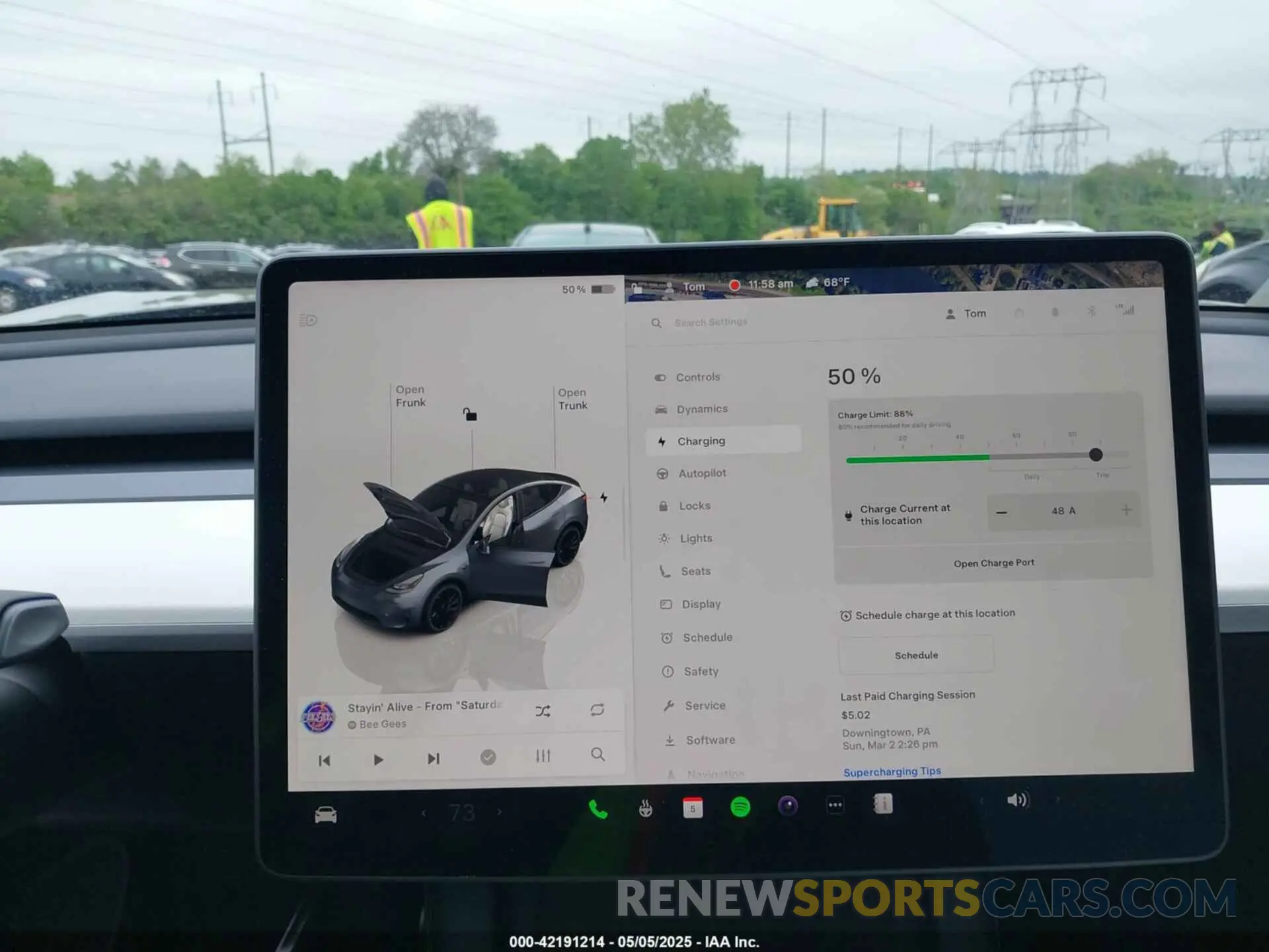 19 Photograph of a damaged car 7SAYGDEF1PF838247 TESLA MODEL Y 2023