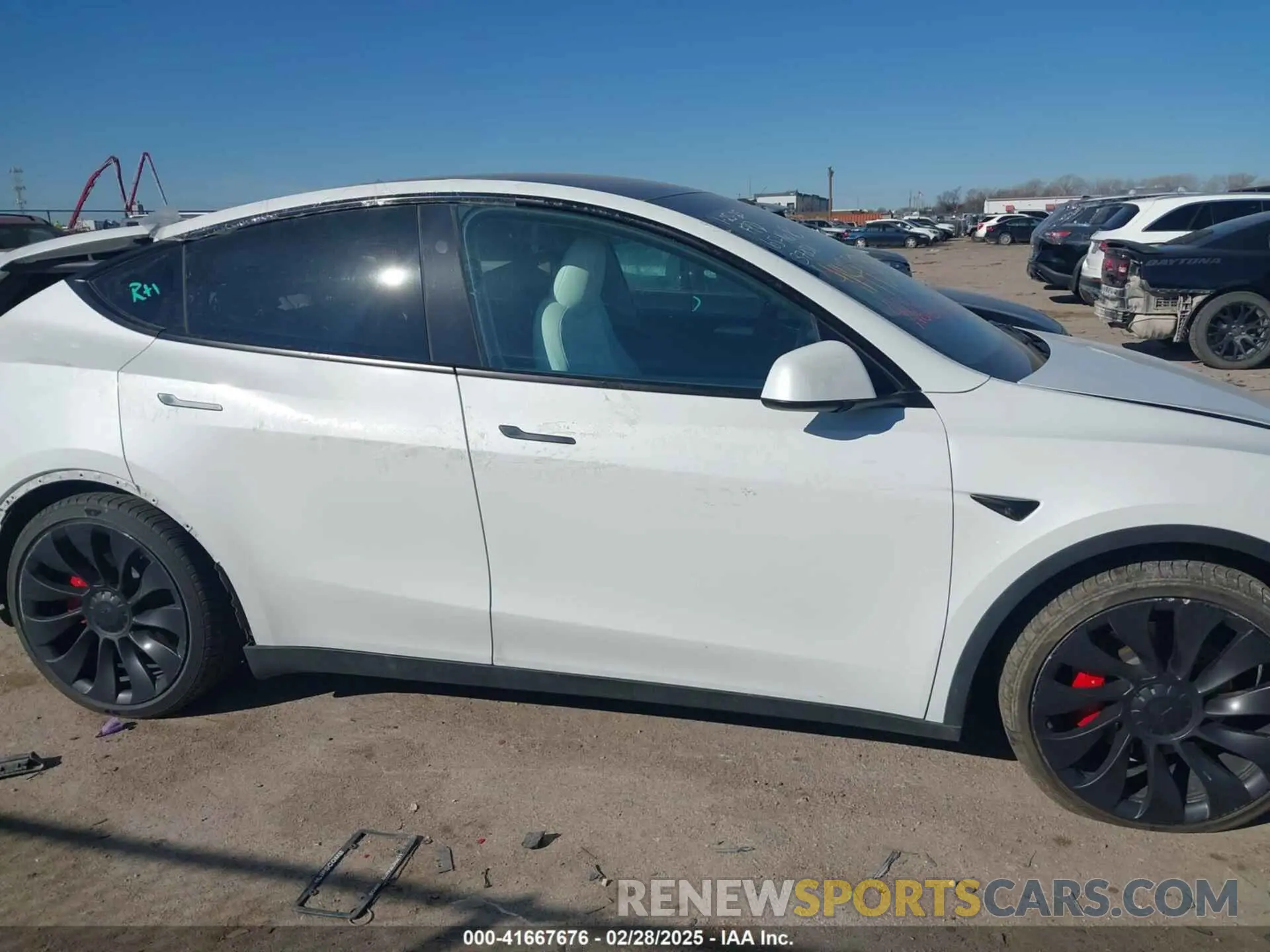 12 Фотография поврежденного автомобиля 7SAYGDEF1PF864976 TESLA MODEL Y 2023