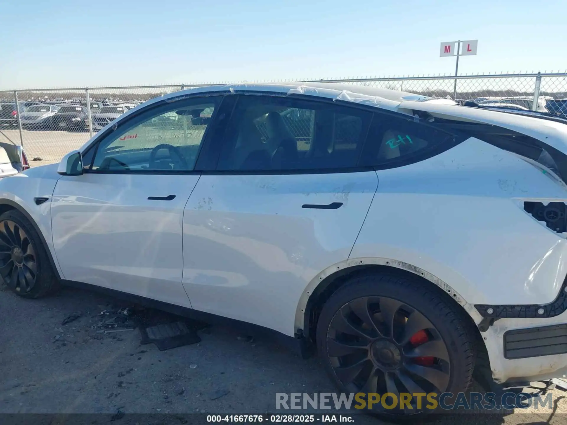 13 Фотография поврежденного автомобиля 7SAYGDEF1PF864976 TESLA MODEL Y 2023
