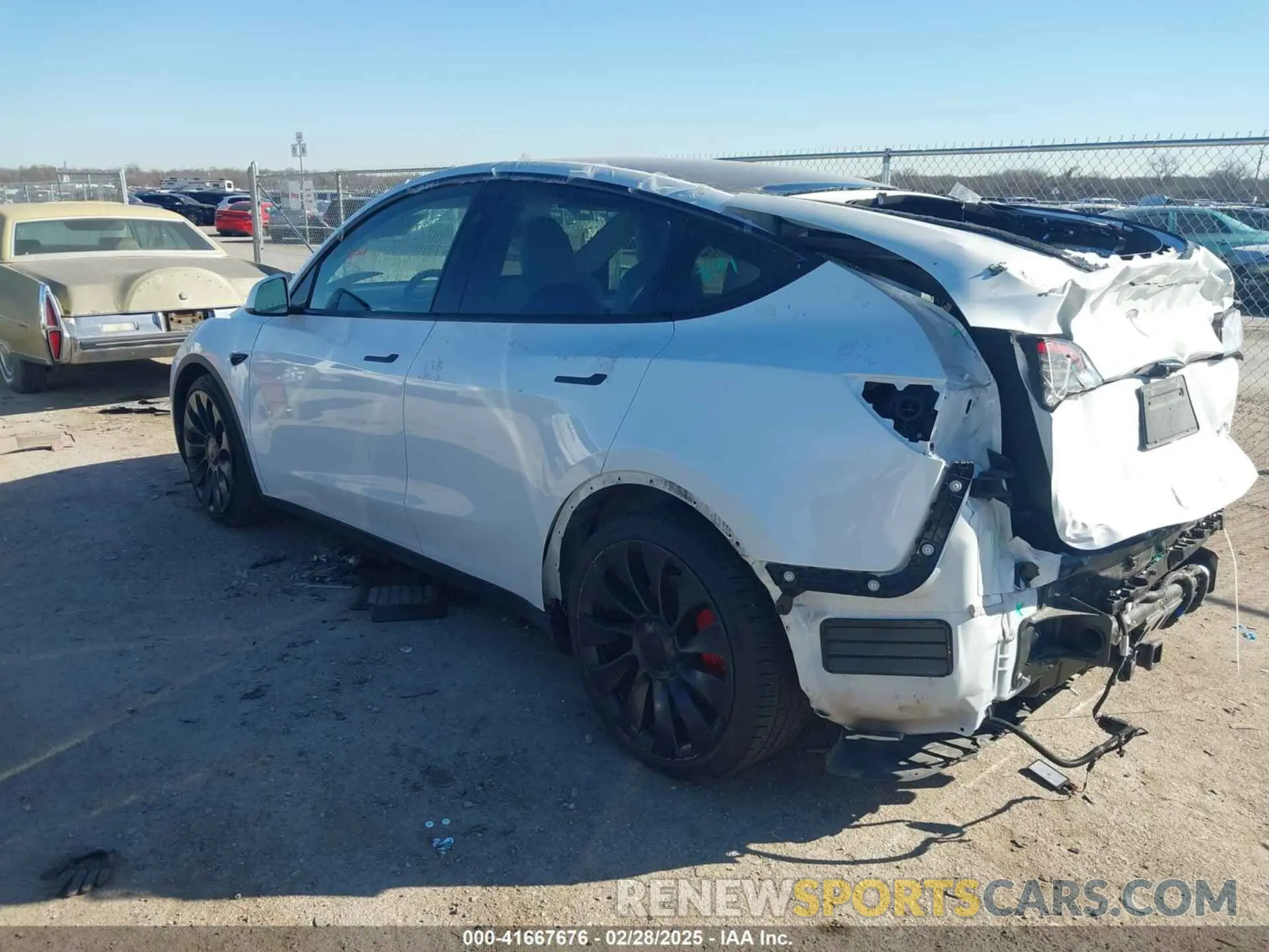 3 Фотография поврежденного автомобиля 7SAYGDEF1PF864976 TESLA MODEL Y 2023