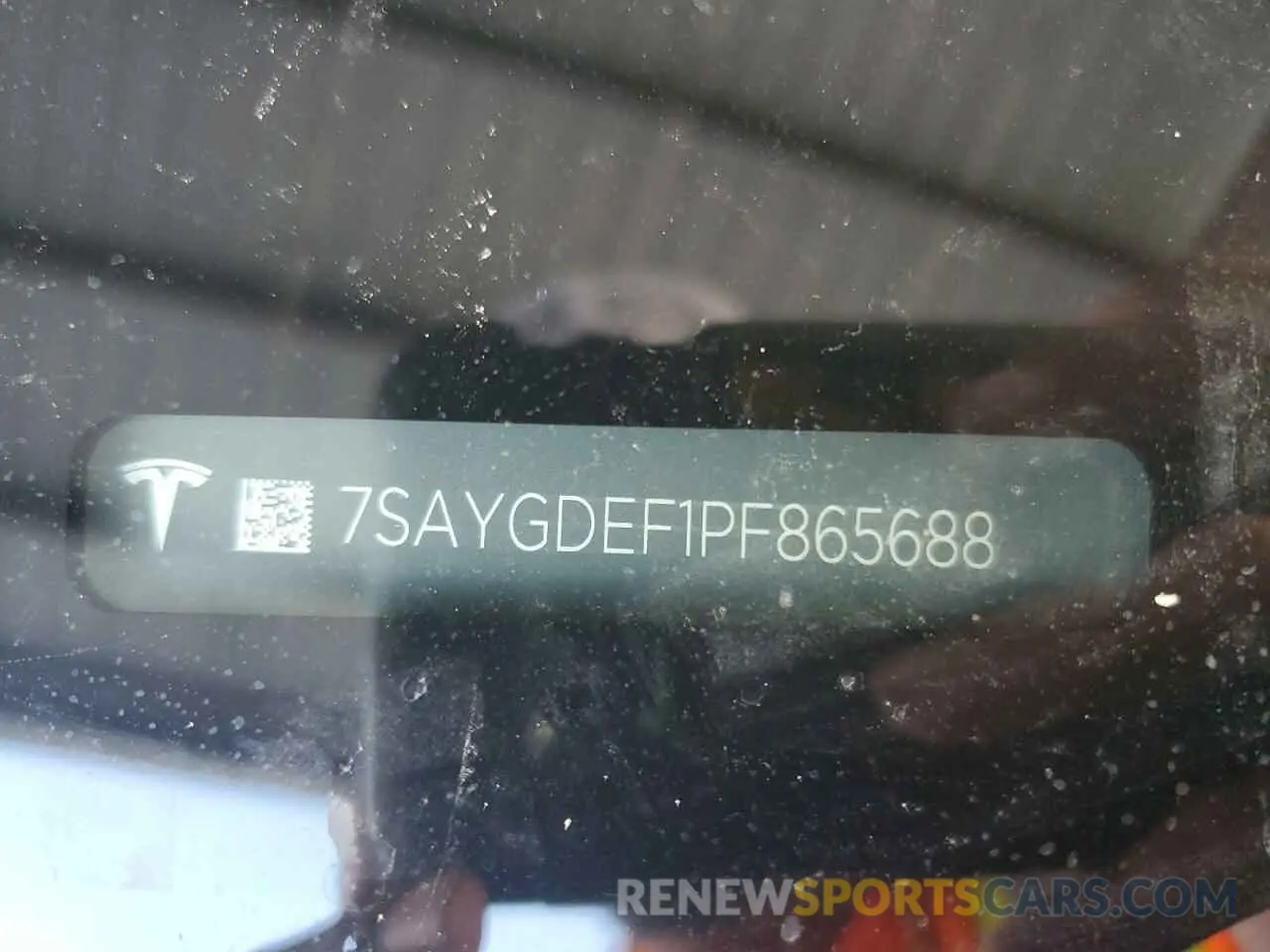 12 Photograph of a damaged car 7SAYGDEF1PF865688 TESLA MODEL Y 2023