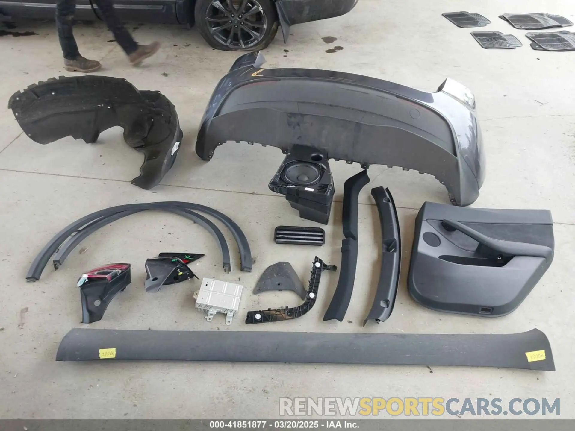 12 Фотография поврежденного автомобиля 7SAYGDEF1PF941197 TESLA MODEL Y 2023