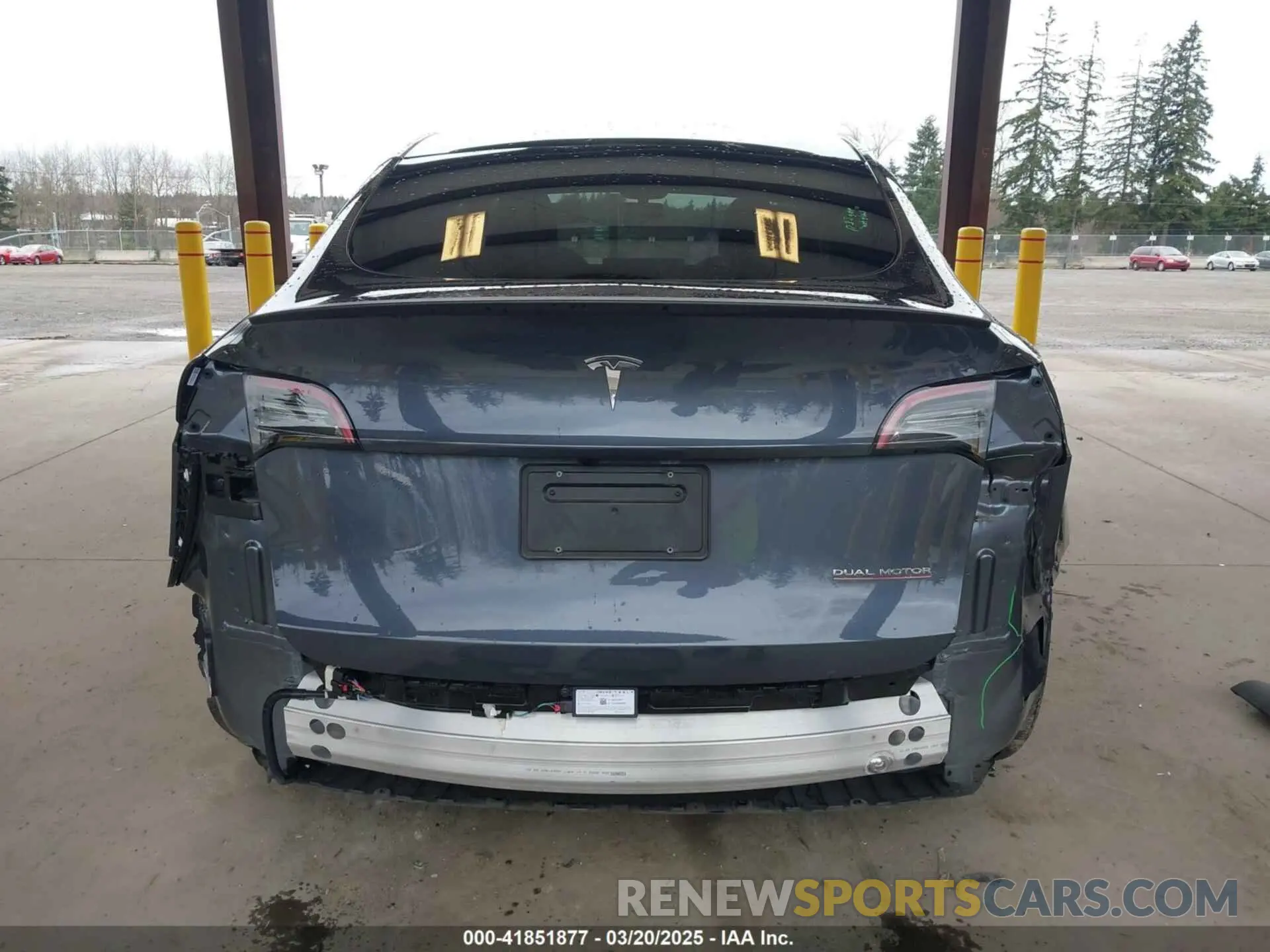 17 Фотография поврежденного автомобиля 7SAYGDEF1PF941197 TESLA MODEL Y 2023