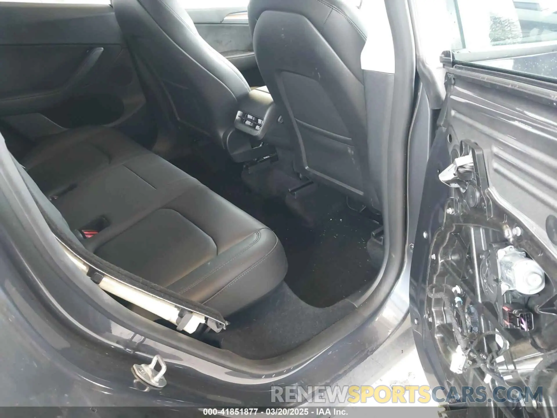 8 Фотография поврежденного автомобиля 7SAYGDEF1PF941197 TESLA MODEL Y 2023