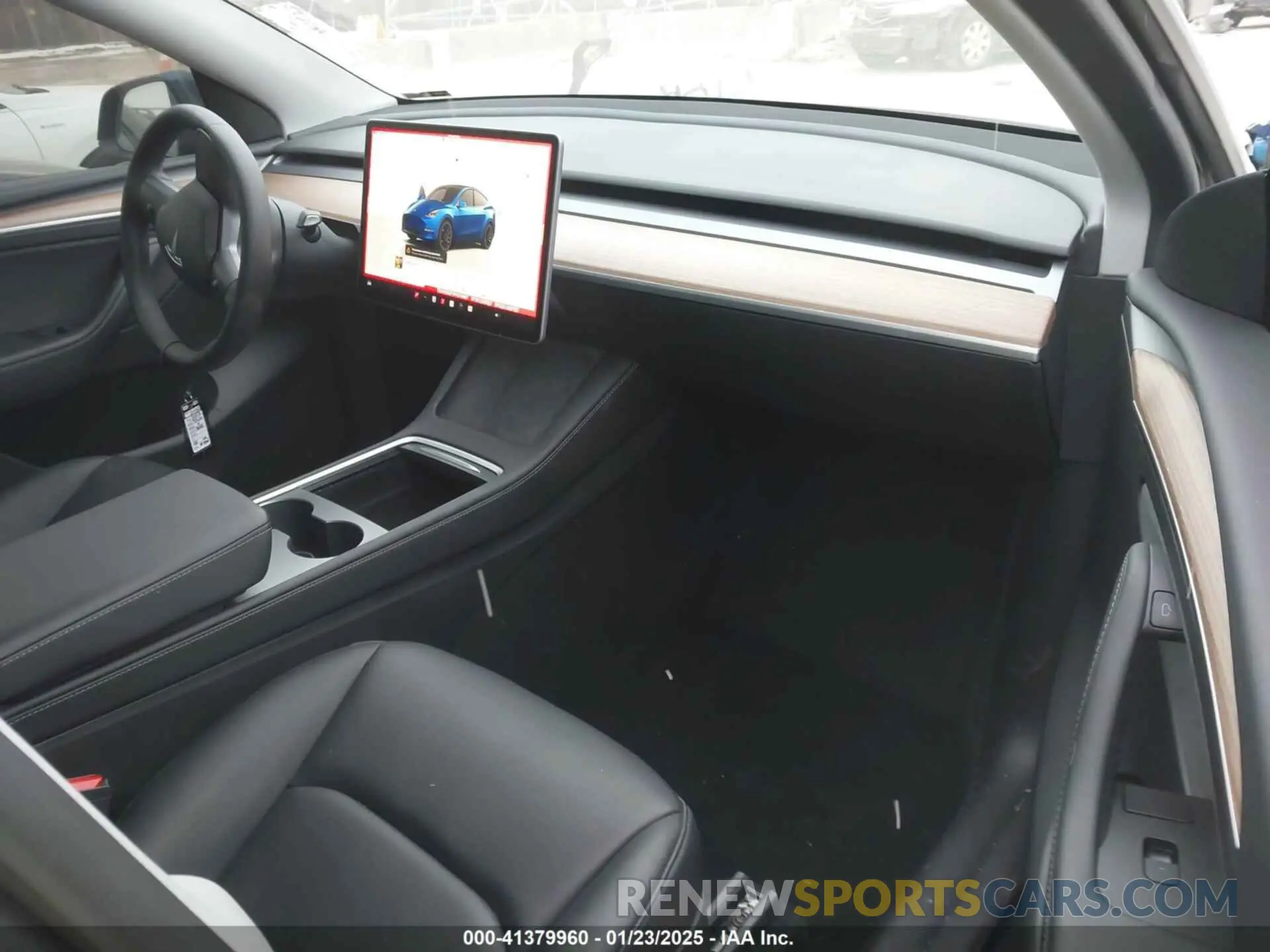 5 Photograph of a damaged car 7SAYGDEF1PF970697 TESLA MODEL Y 2023
