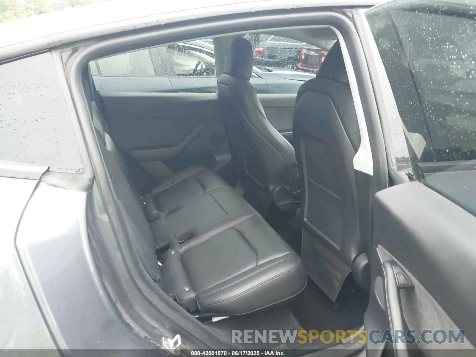 8 Фотография поврежденного автомобиля 7SAYGDEF2PA049778 TESLA MODEL Y 2023