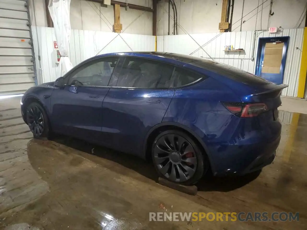 2 Photograph of a damaged car 7SAYGDEF2PF705917 TESLA MODEL Y 2023