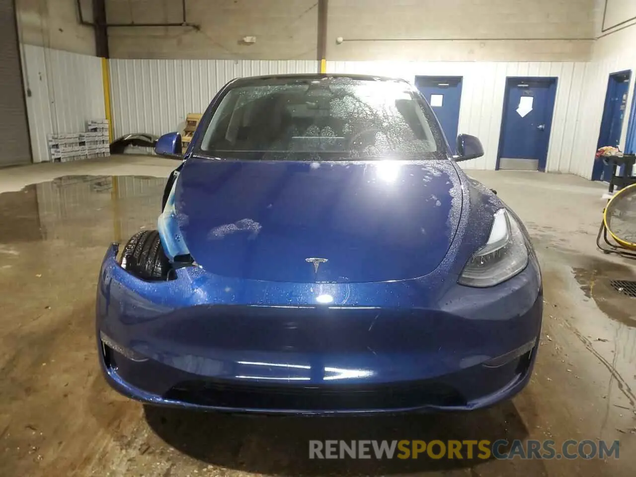 5 Photograph of a damaged car 7SAYGDEF2PF705917 TESLA MODEL Y 2023
