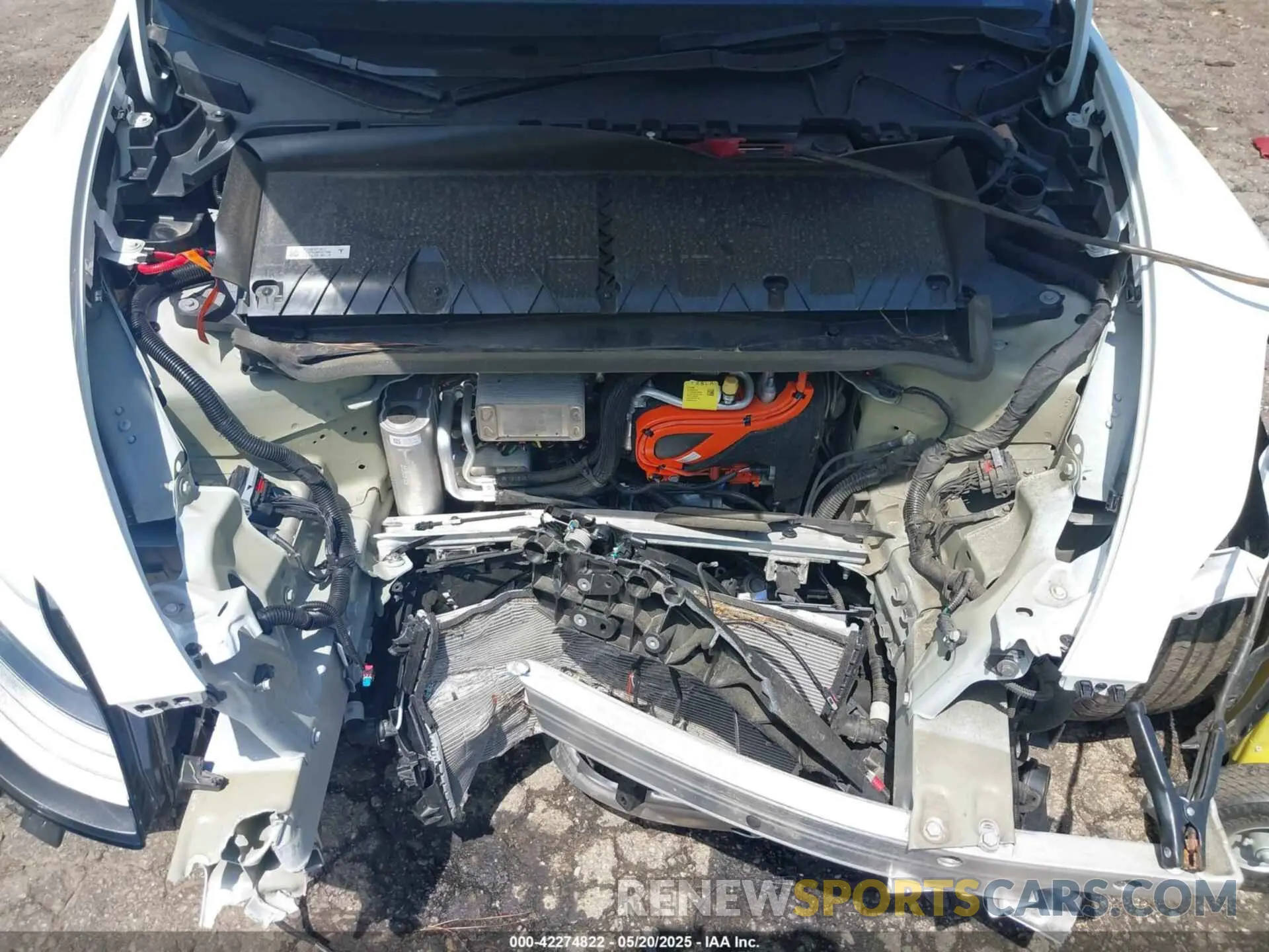 10 Photograph of a damaged car 7SAYGDEF2PF707151 TESLA MODEL Y 2023
